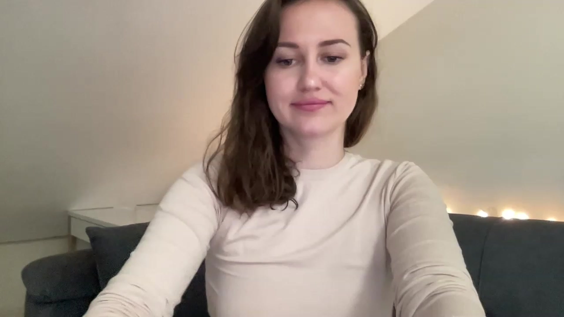 Gallery image thumbnail from Curvy_Bae's myfreecams stream on, 04/22/2023, 18:25 image 8 of 20
