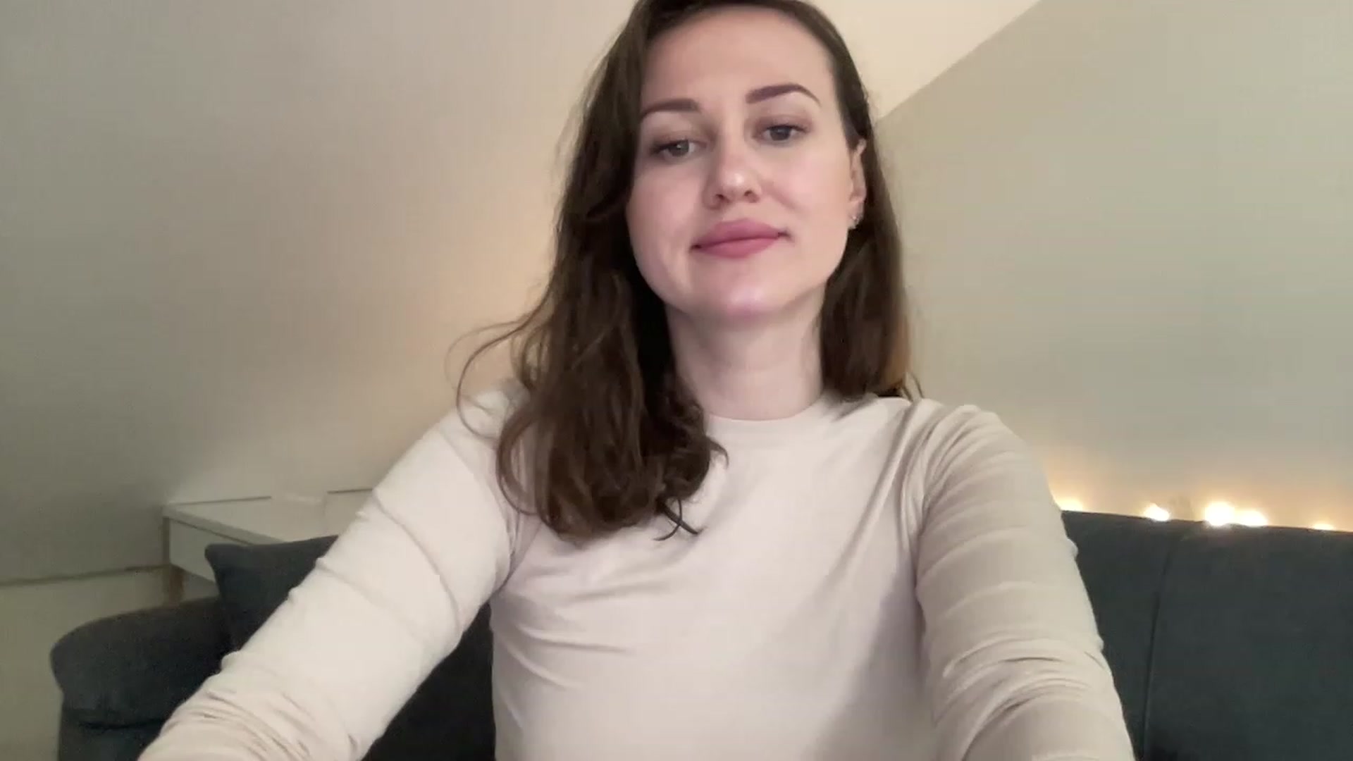 Gallery image thumbnail from Curvy_Bae's myfreecams stream on, 04/22/2023, 18:25 image 16 of 20