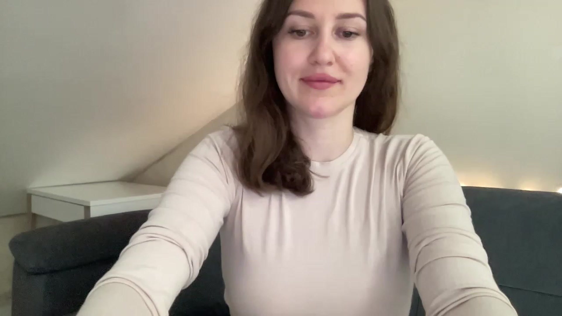 Gallery image thumbnail from Curvy_Bae's myfreecams stream on, 05/04/2023, 13:47 image 10 of 20