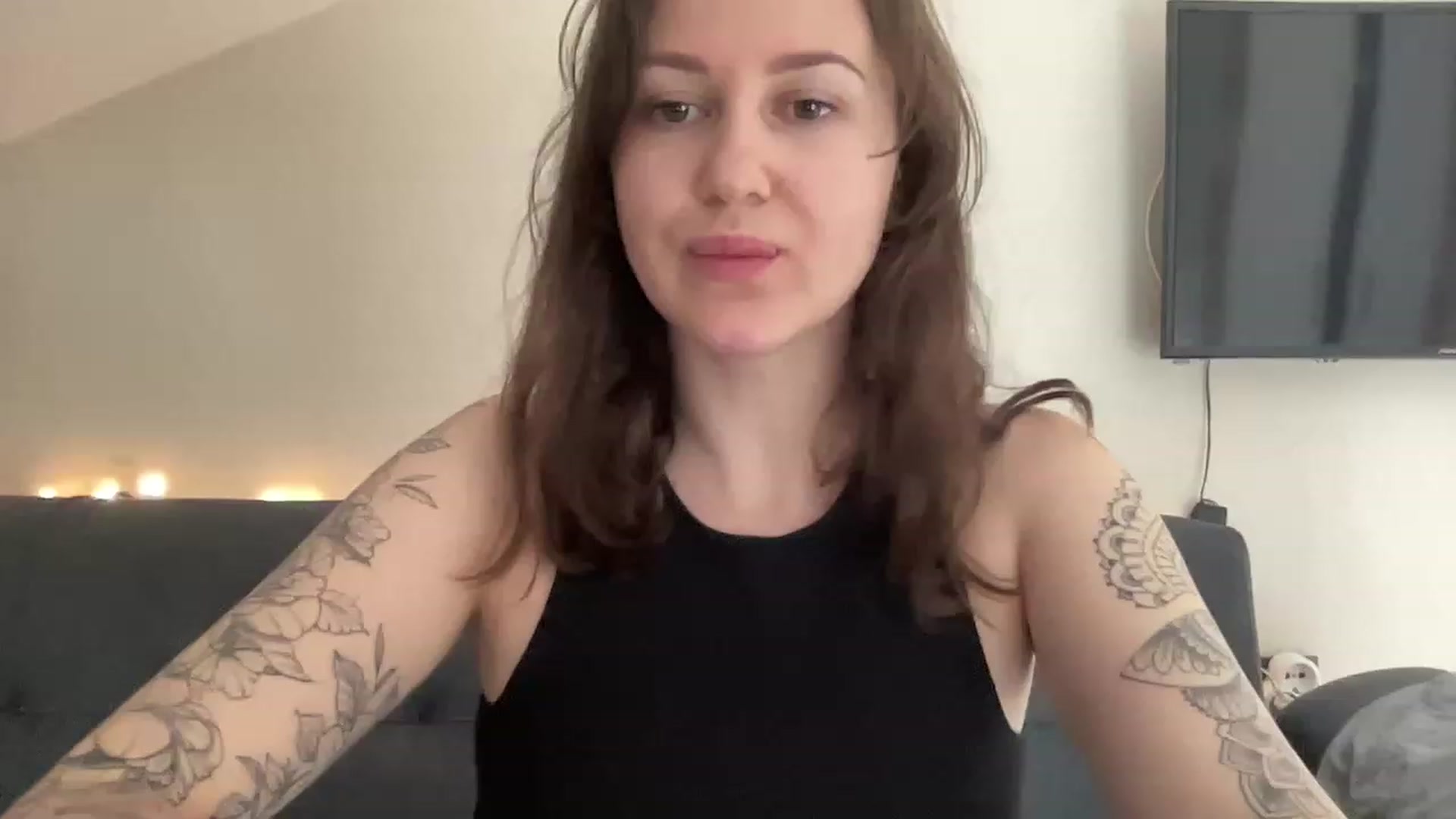 Gallery image thumbnail from Curvy_Bae's myfreecams stream on, 05/14/2023, 09:02 image 5 of 20