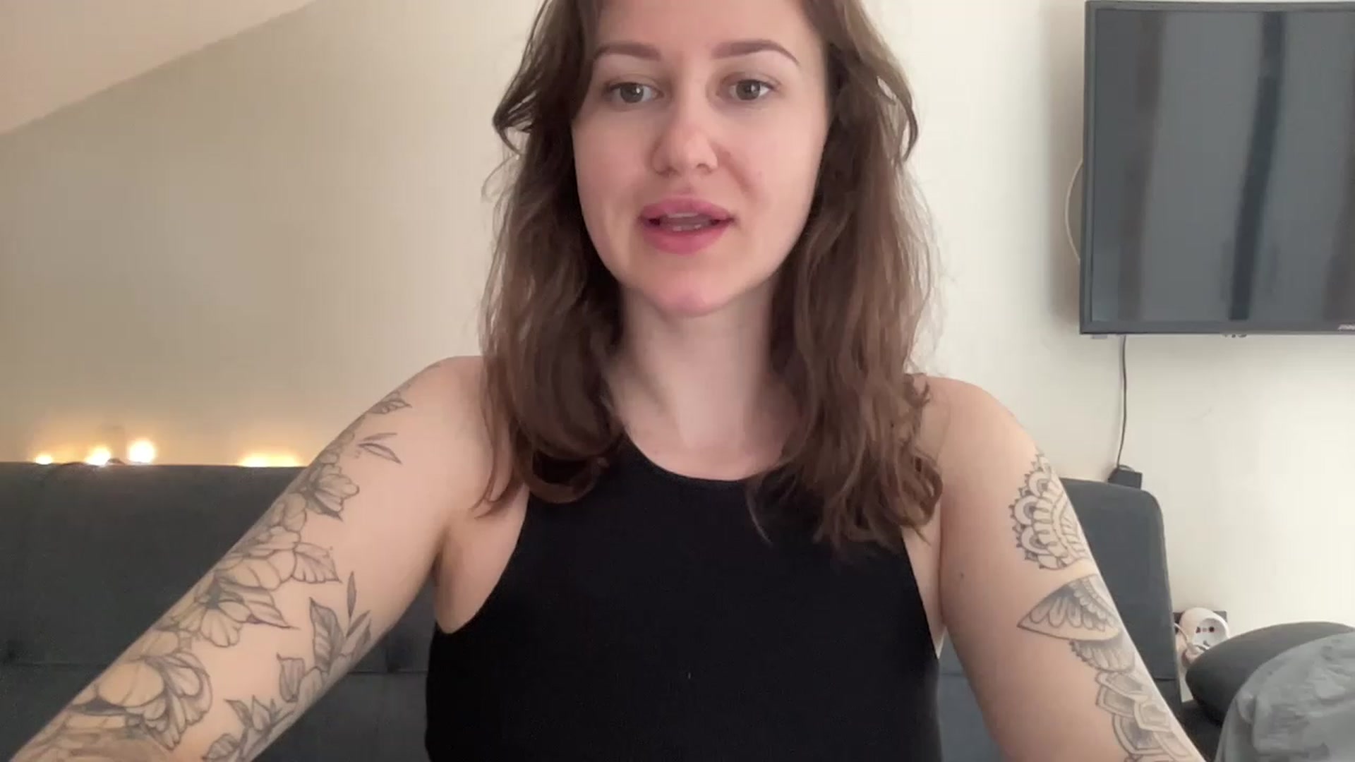 Gallery image thumbnail from Curvy_Bae's myfreecams stream on, 05/14/2023, 09:02 image 20 of 20