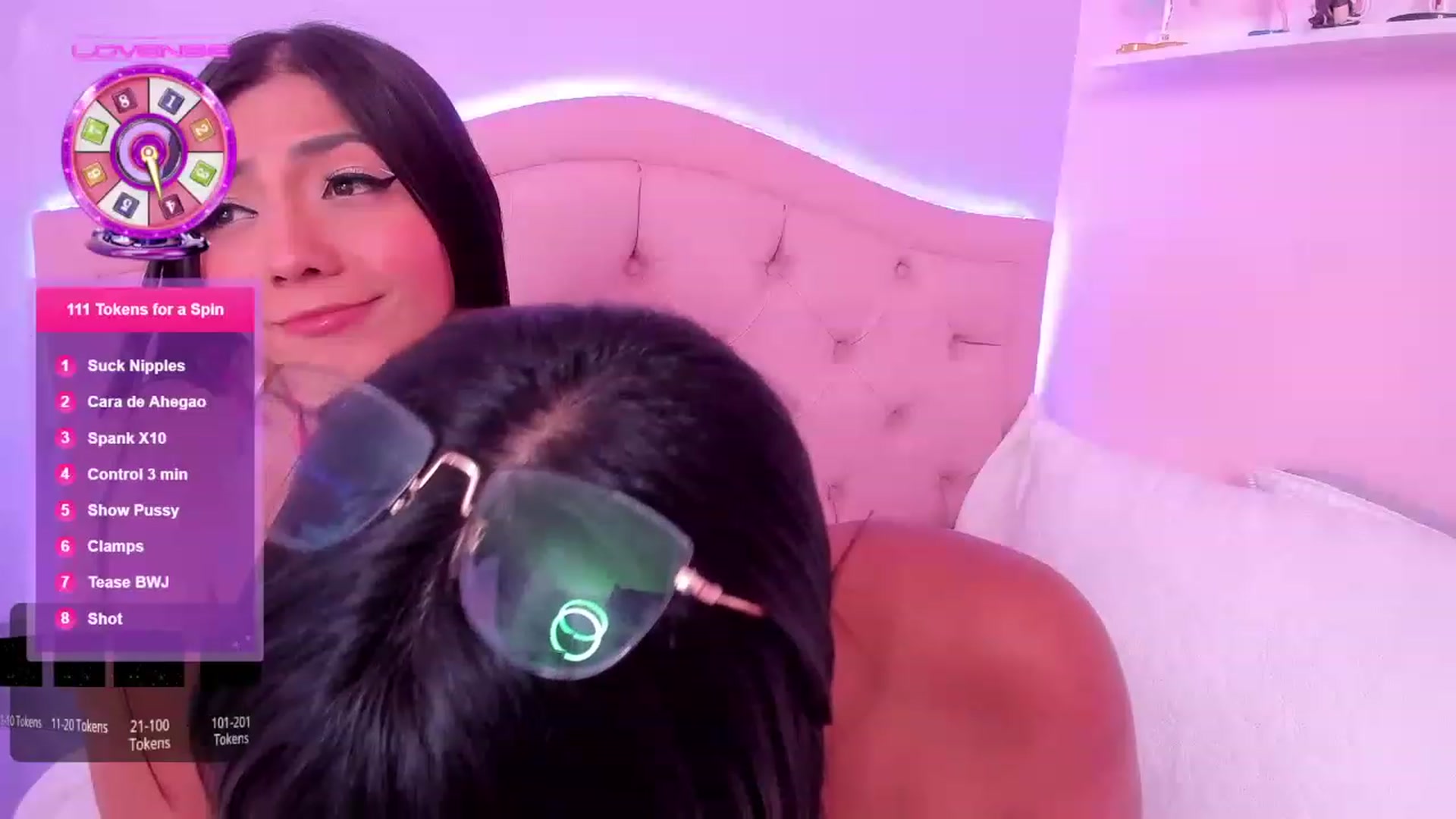 Gallery image thumbnail from Curvy_Girl_'s myfreecams stream on, 11/19/2022, 08:47 image 17 of 20