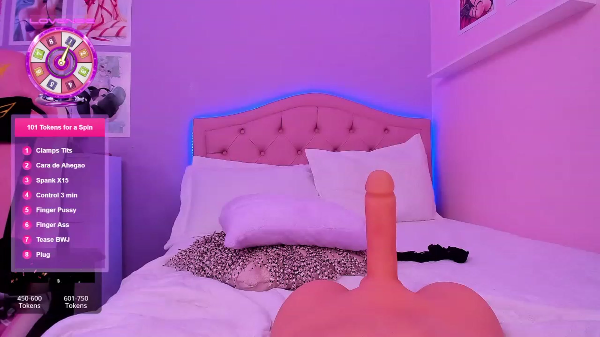 Gallery image thumbnail from Curvy_Girl_'s myfreecams stream on, 01/19/2023, 07:45 image 15 of 20