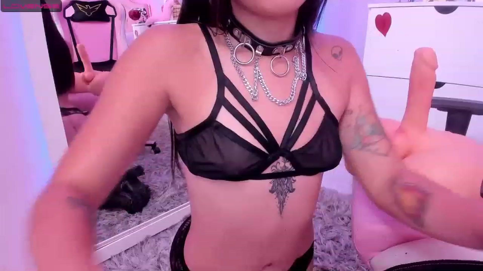 Gallery image thumbnail from Curvy_Girl_'s myfreecams stream on, 05/17/2023, 04:48 image 8 of 20