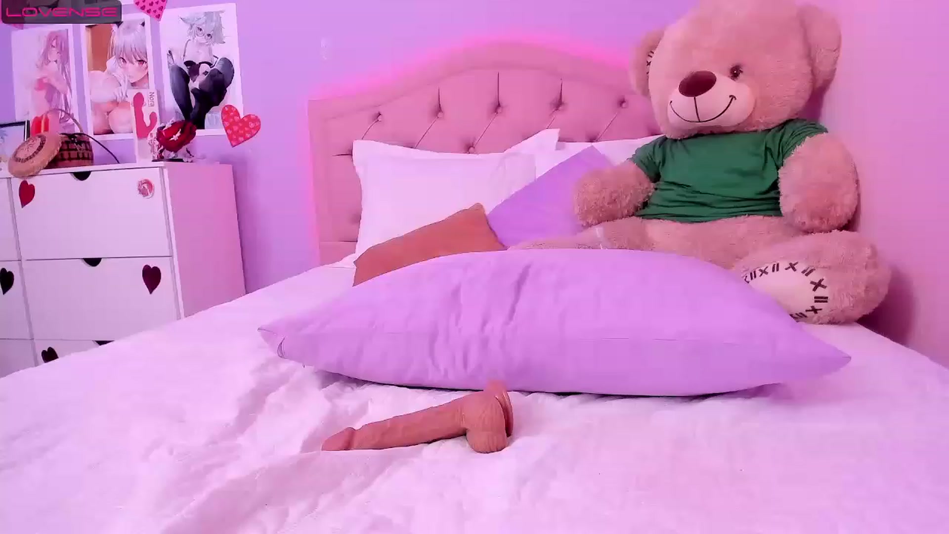 Gallery image thumbnail from Curvy_Girl_'s myfreecams stream on, 05/25/2023, 05:57 image 19 of 20