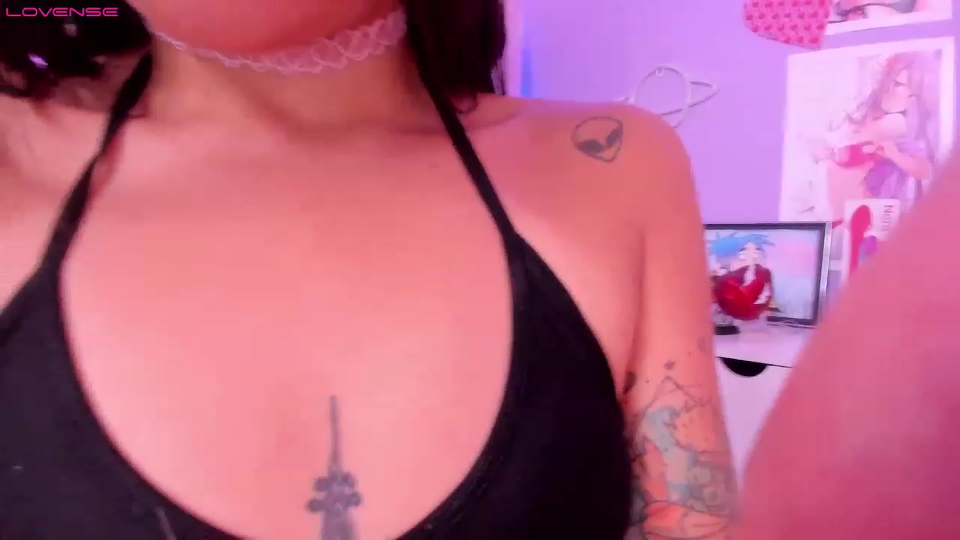 Gallery image thumbnail from Curvy_Girl_'s myfreecams stream on, 06/06/2023, 02:11 image 13 of 20
