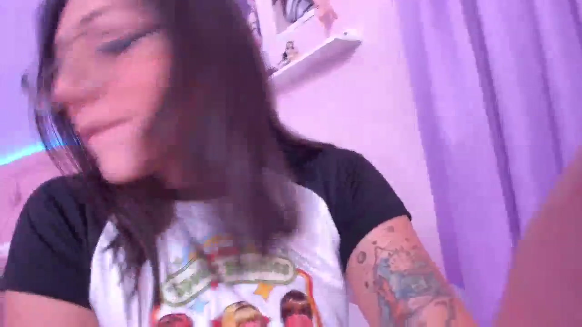Gallery image thumbnail from Curvy_Girl_'s myfreecams stream on, 11/07/2023, 01:43 image 12 of 20