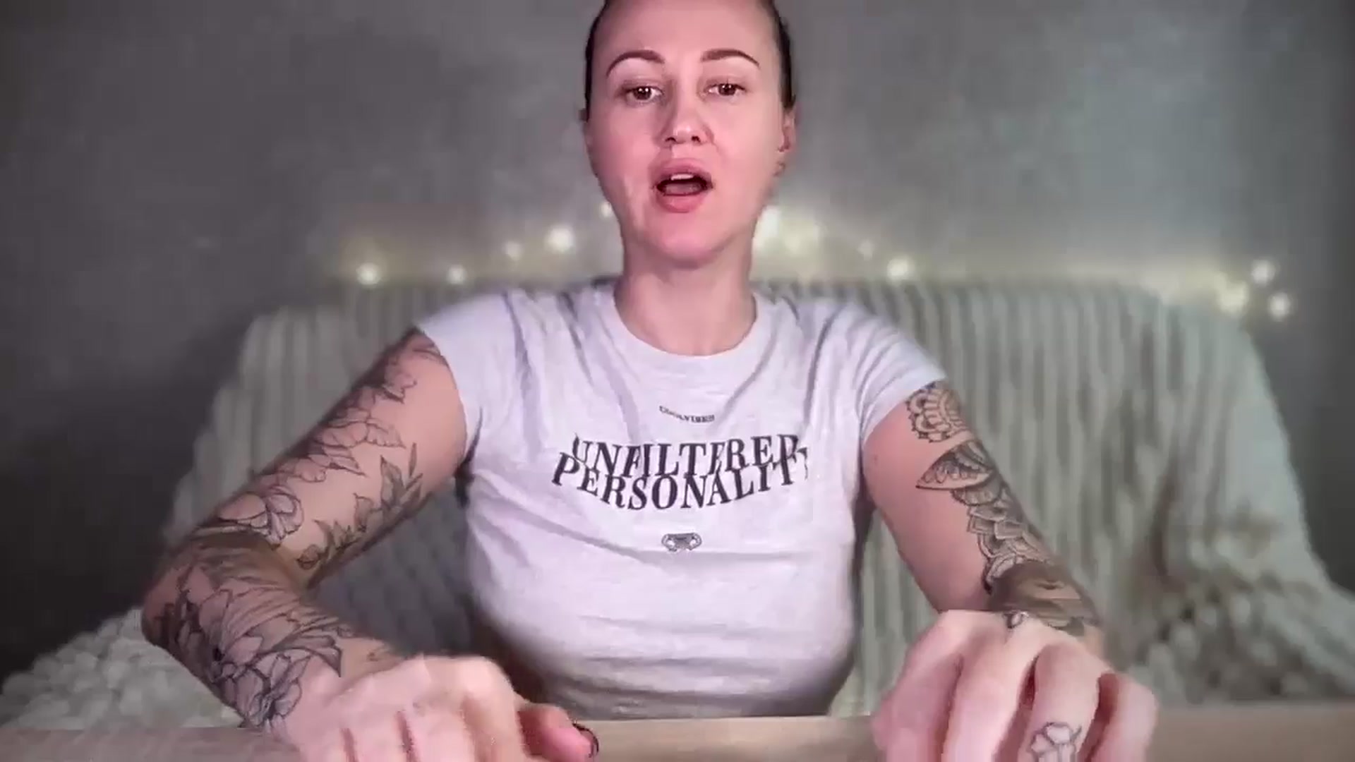 Gallery image thumbnail from Curvy_Me's myfreecams stream on, 12/12/2024, 21:02 image 15 of 20