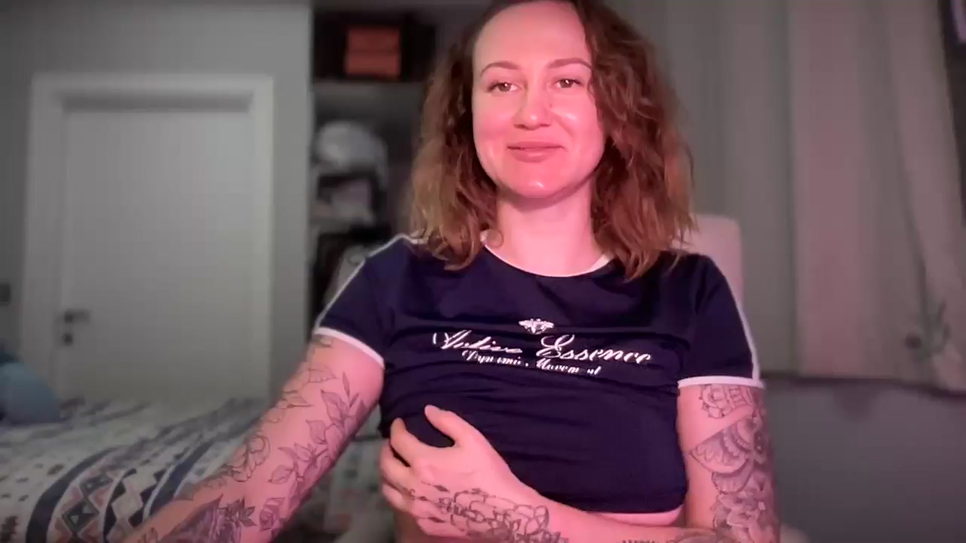 Gallery image thumbnail from Curvy_Me's myfreecams stream on, 05/03/2025, 15:10 image 13 of 20