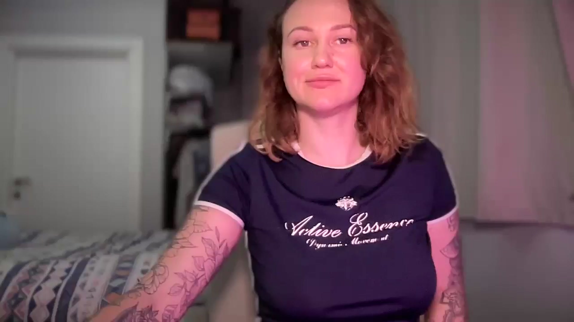 Gallery image thumbnail from Curvy_Me's myfreecams stream on, 05/03/2025, 16:36 image 1 of 20