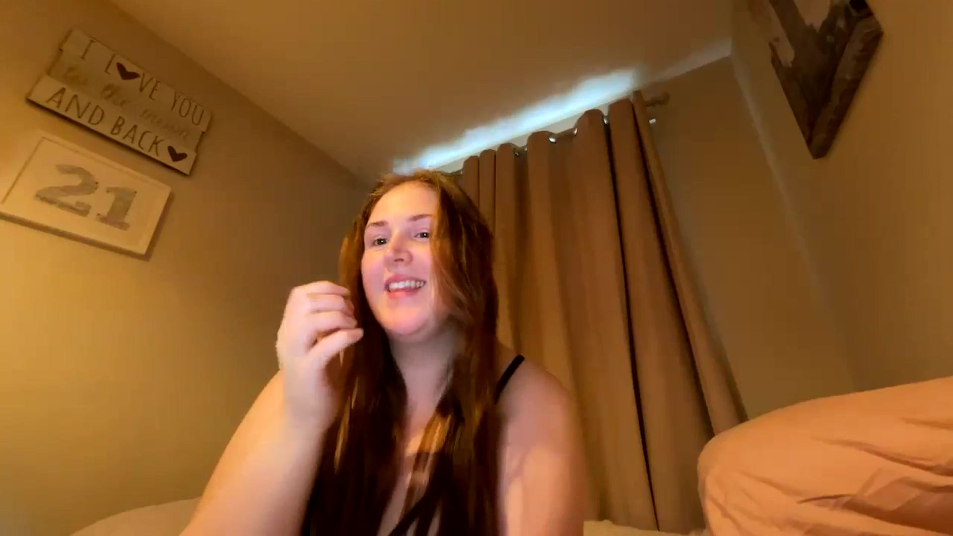 Gallery image thumbnail from Curvyrouge95's myfreecams stream on, 07/22/2024, 07:48 image 19 of 20