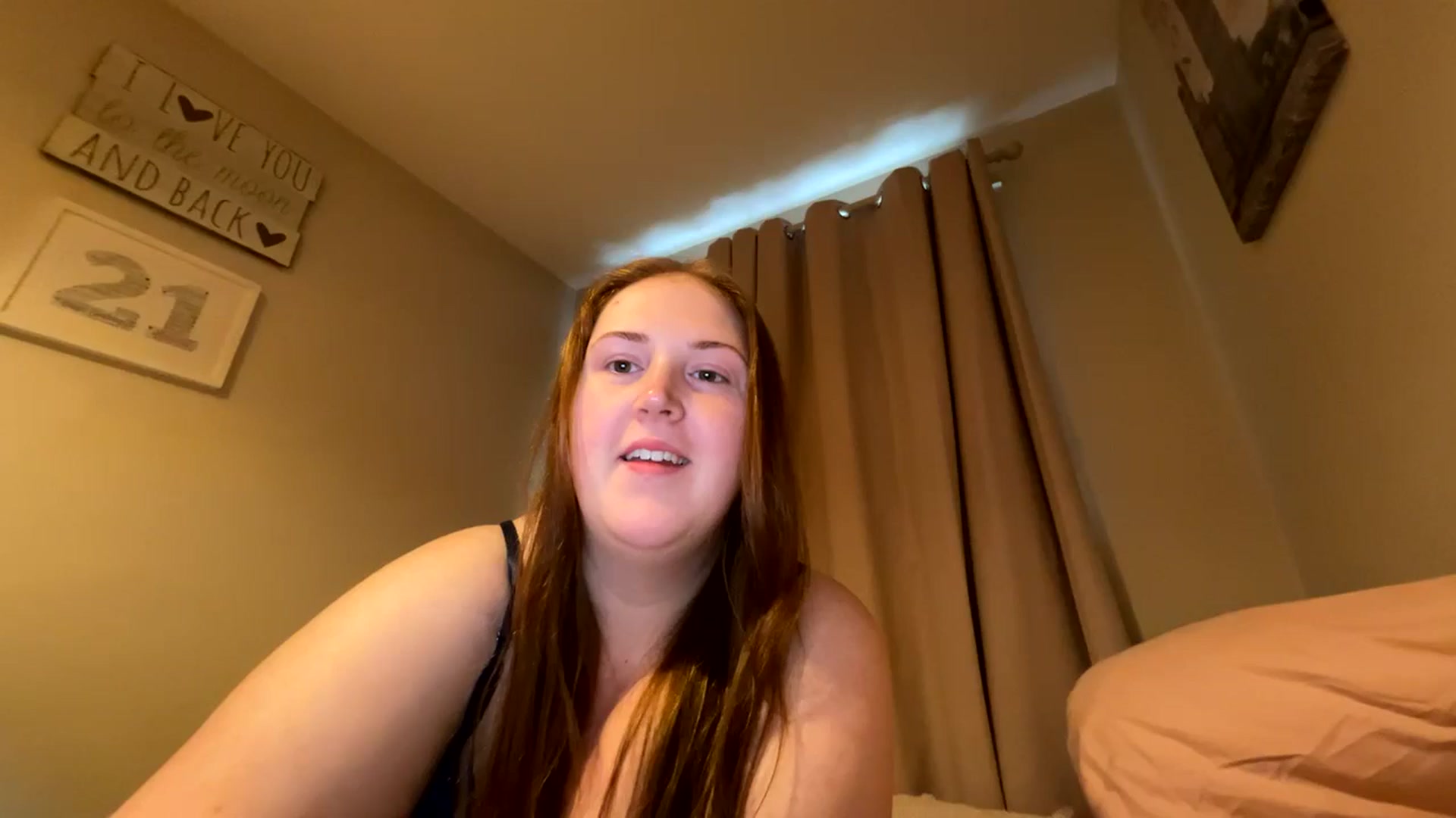 Gallery image thumbnail from Curvyrouge95's myfreecams stream on, 07/22/2024, 07:48 image 16 of 20