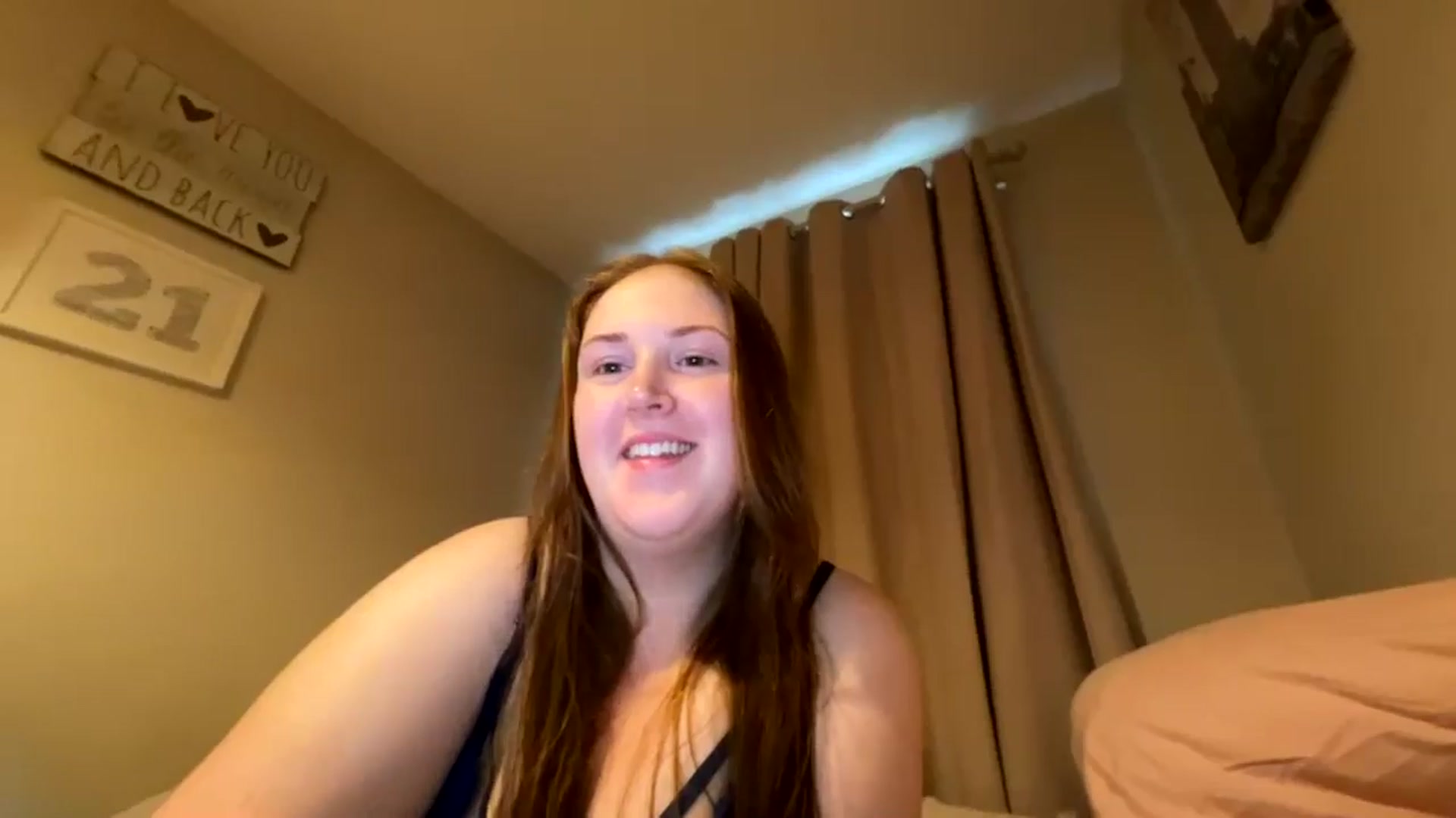Gallery image thumbnail from Curvyrouge95's myfreecams stream on, 07/22/2024, 07:48 image 15 of 20