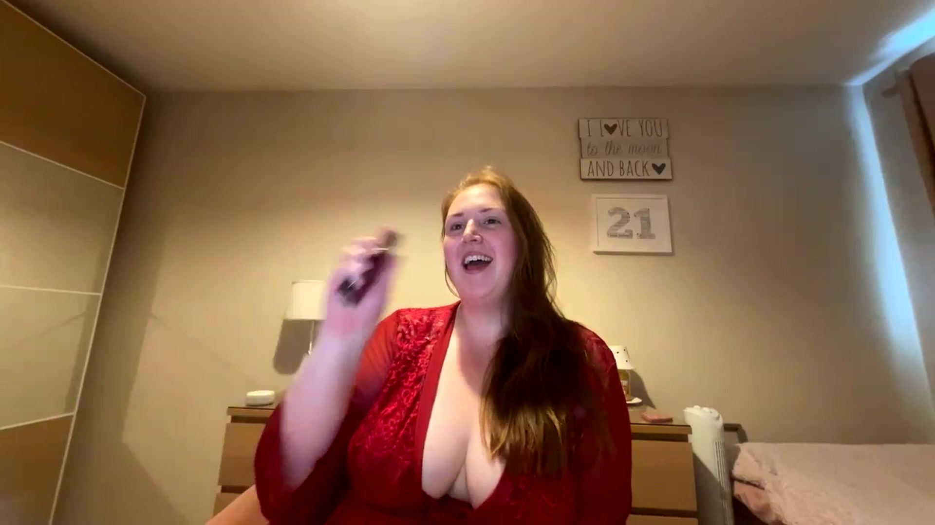 Gallery image thumbnail from Curvyrouge95's myfreecams stream on, 07/24/2024, 12:22 image 3 of 20