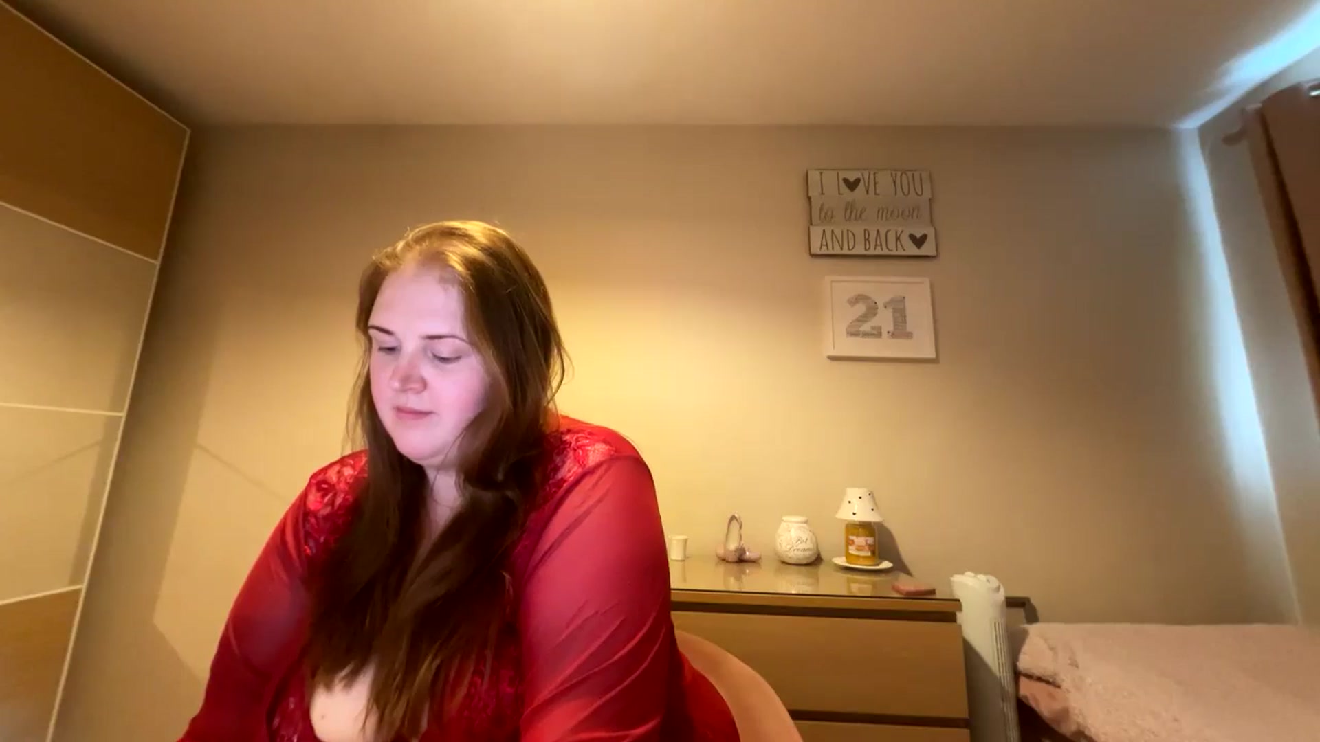 Gallery image thumbnail from Curvyrouge95's myfreecams stream on, 07/24/2024, 12:22 image 2 of 20