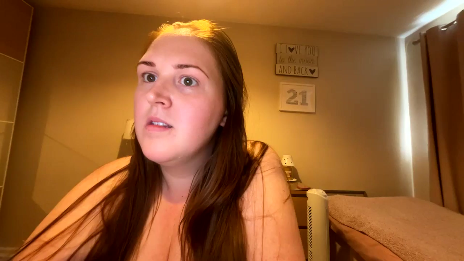 Gallery image thumbnail from Curvyrouge95's myfreecams stream on, 07/26/2024, 15:31 image 19 of 20