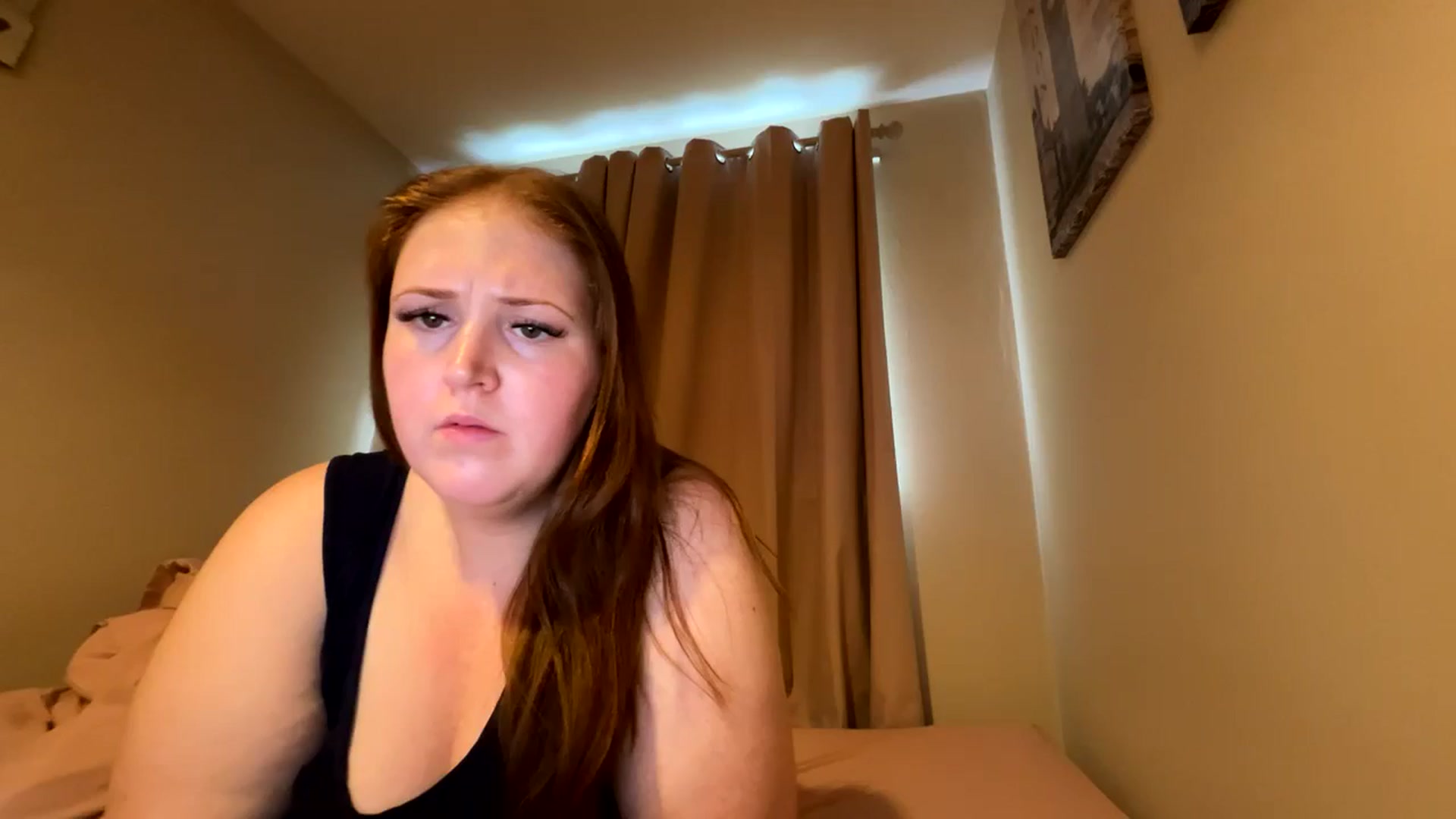 Gallery image thumbnail from Curvyrouge95's myfreecams stream on, 08/04/2024, 11:44 image 8 of 20