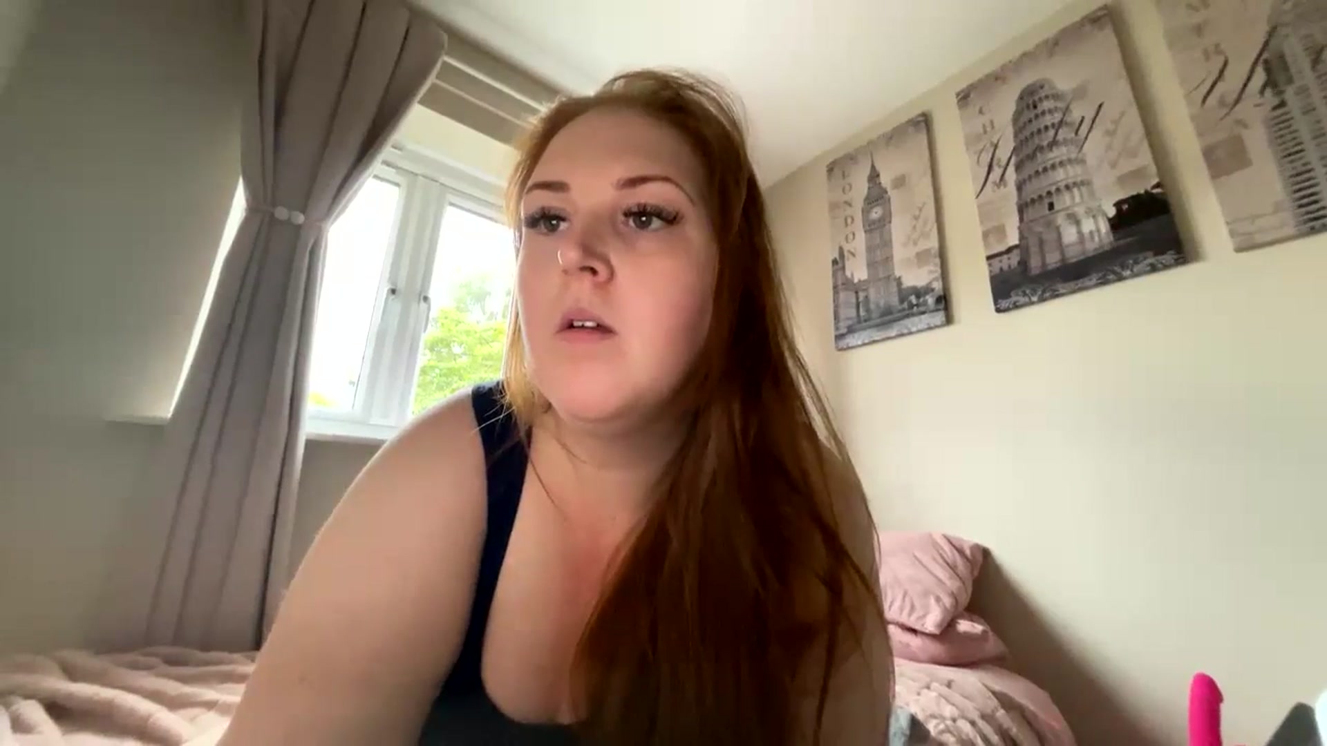 Gallery image thumbnail from Curvyrouge95's myfreecams stream on, 08/05/2024, 09:30 image 2 of 20