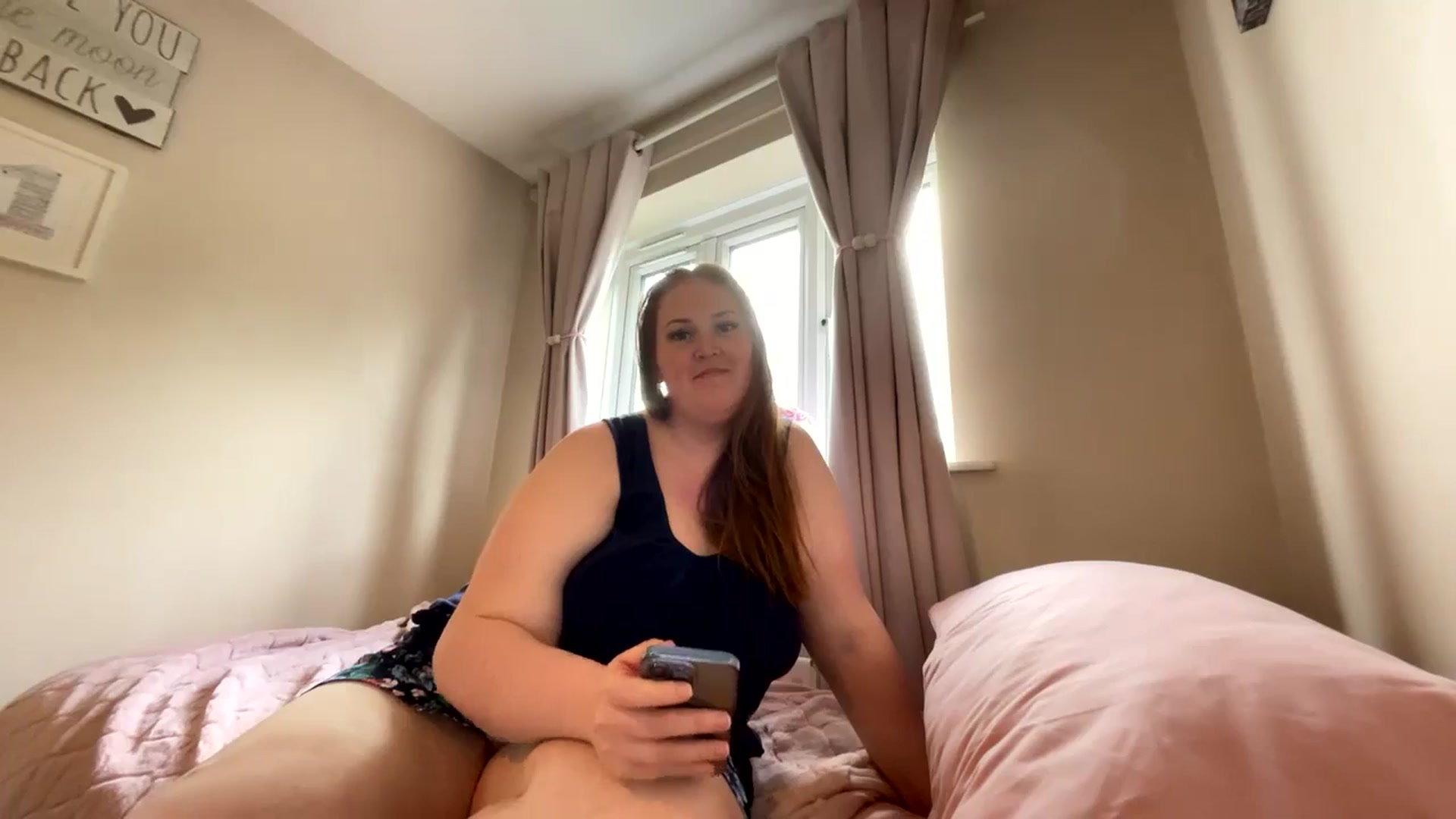 Gallery image thumbnail from Curvyrouge95's myfreecams stream on, 08/05/2024, 12:07 image 11 of 20