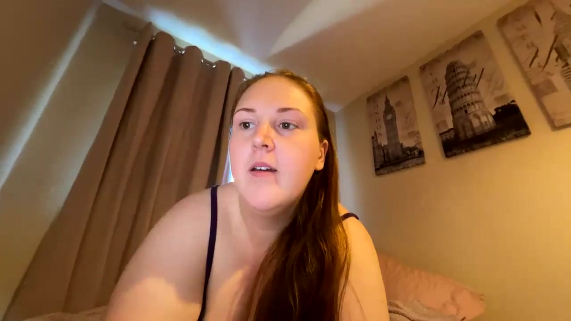 Gallery image thumbnail from Curvyrouge95's myfreecams stream on, 08/30/2024, 09:24 image 10 of 20