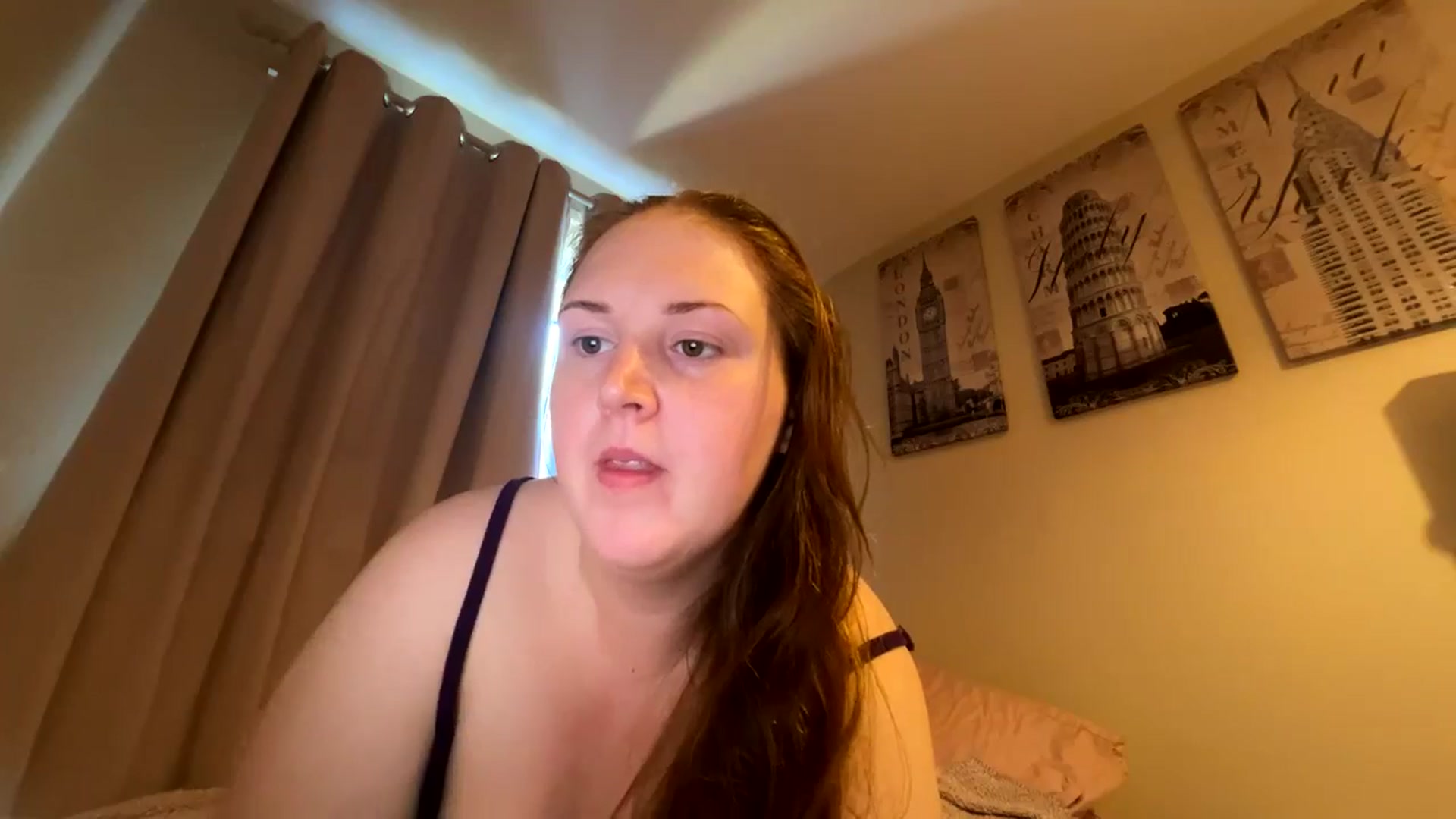 Gallery image thumbnail from Curvyrouge95's myfreecams stream on, 08/30/2024, 09:24 image 16 of 20