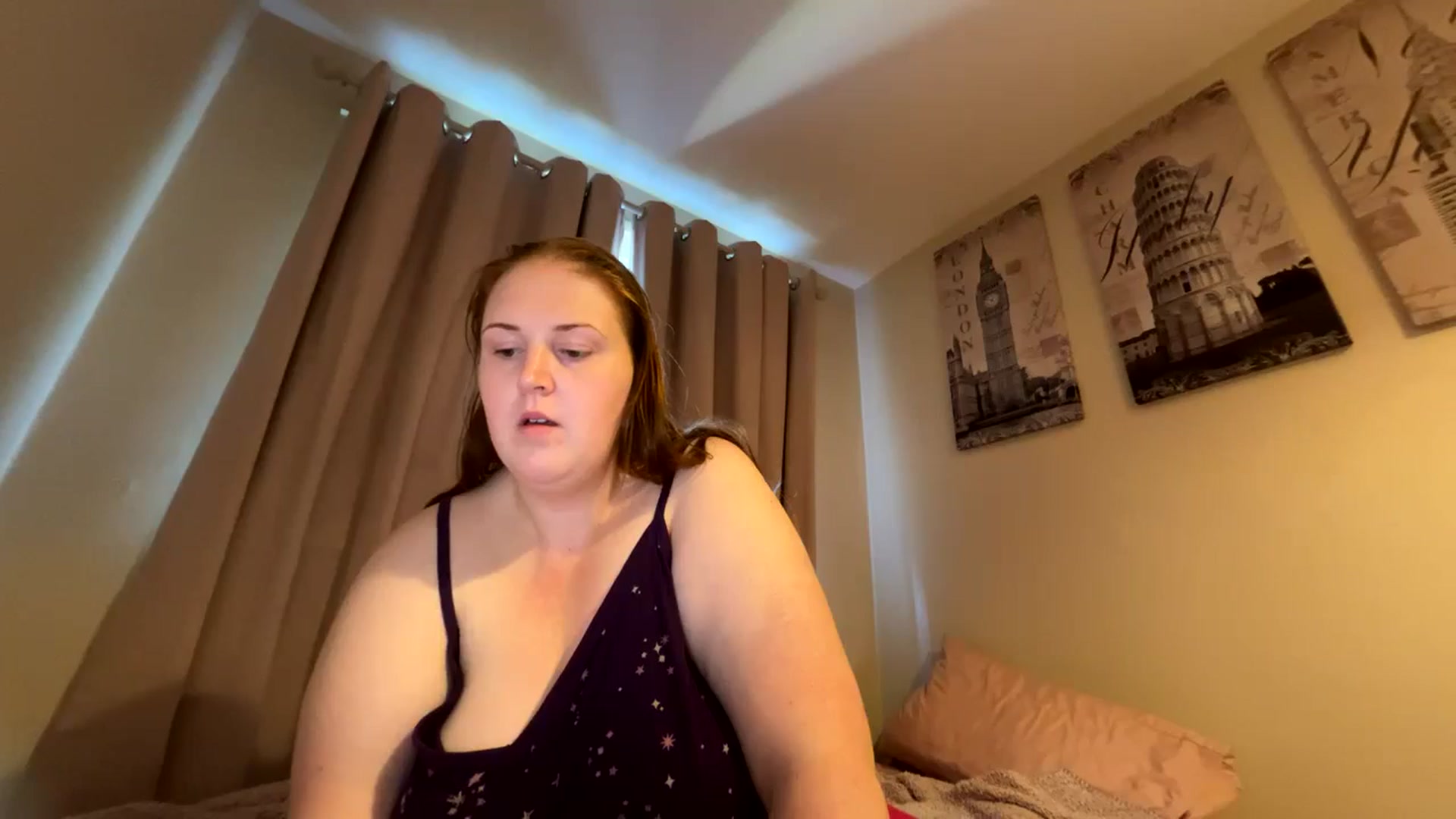Gallery image thumbnail from Curvyrouge95's myfreecams stream on, 08/30/2024, 09:24 image 12 of 20