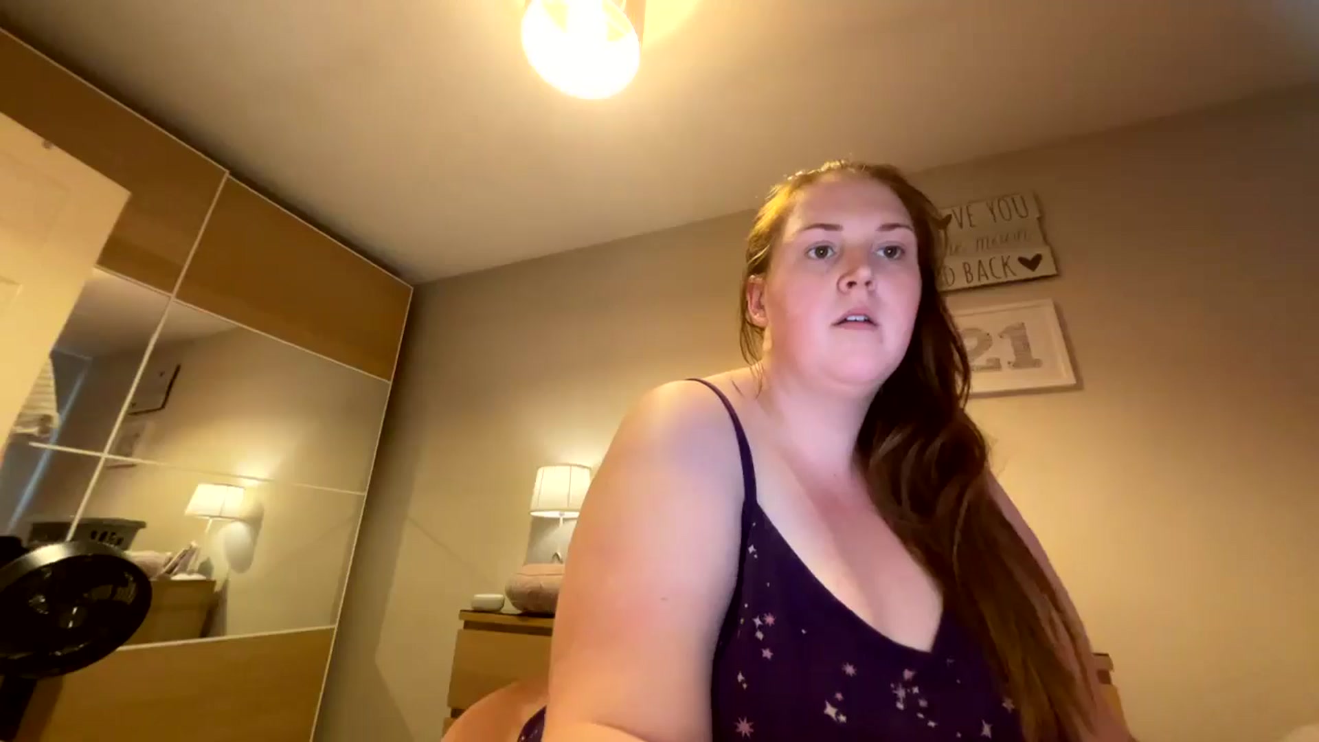 Gallery image thumbnail from Curvyrouge95's myfreecams stream on, 08/30/2024, 11:27 image 7 of 20