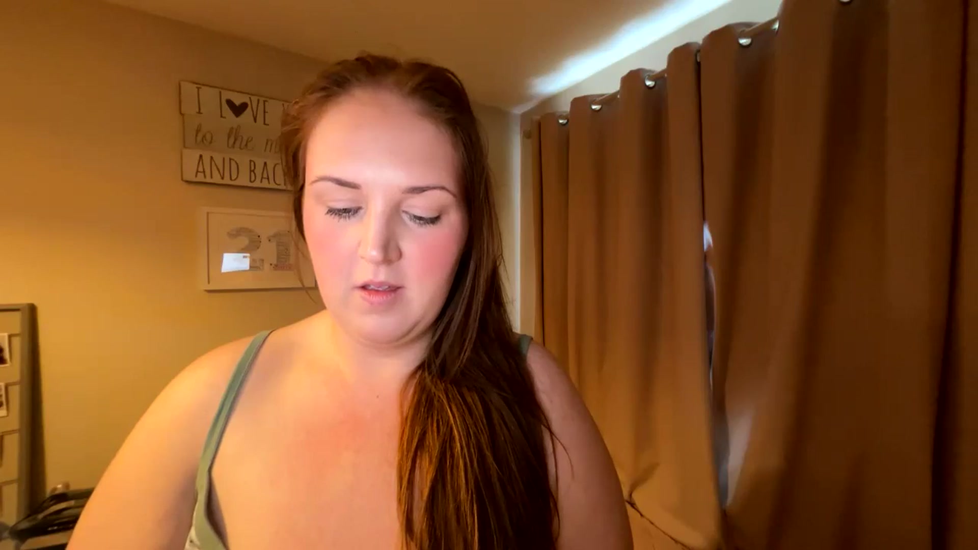 Gallery image thumbnail from Curvyrouge95's myfreecams stream on, 09/16/2024, 09:01 image 7 of 20