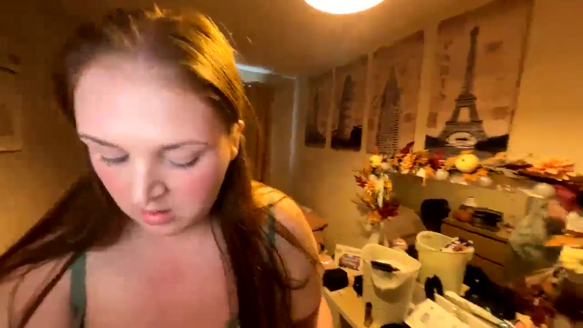 Gallery image thumbnail from Curvyrouge95's myfreecams stream on, 09/16/2024, 11:12 image 2 of 20
