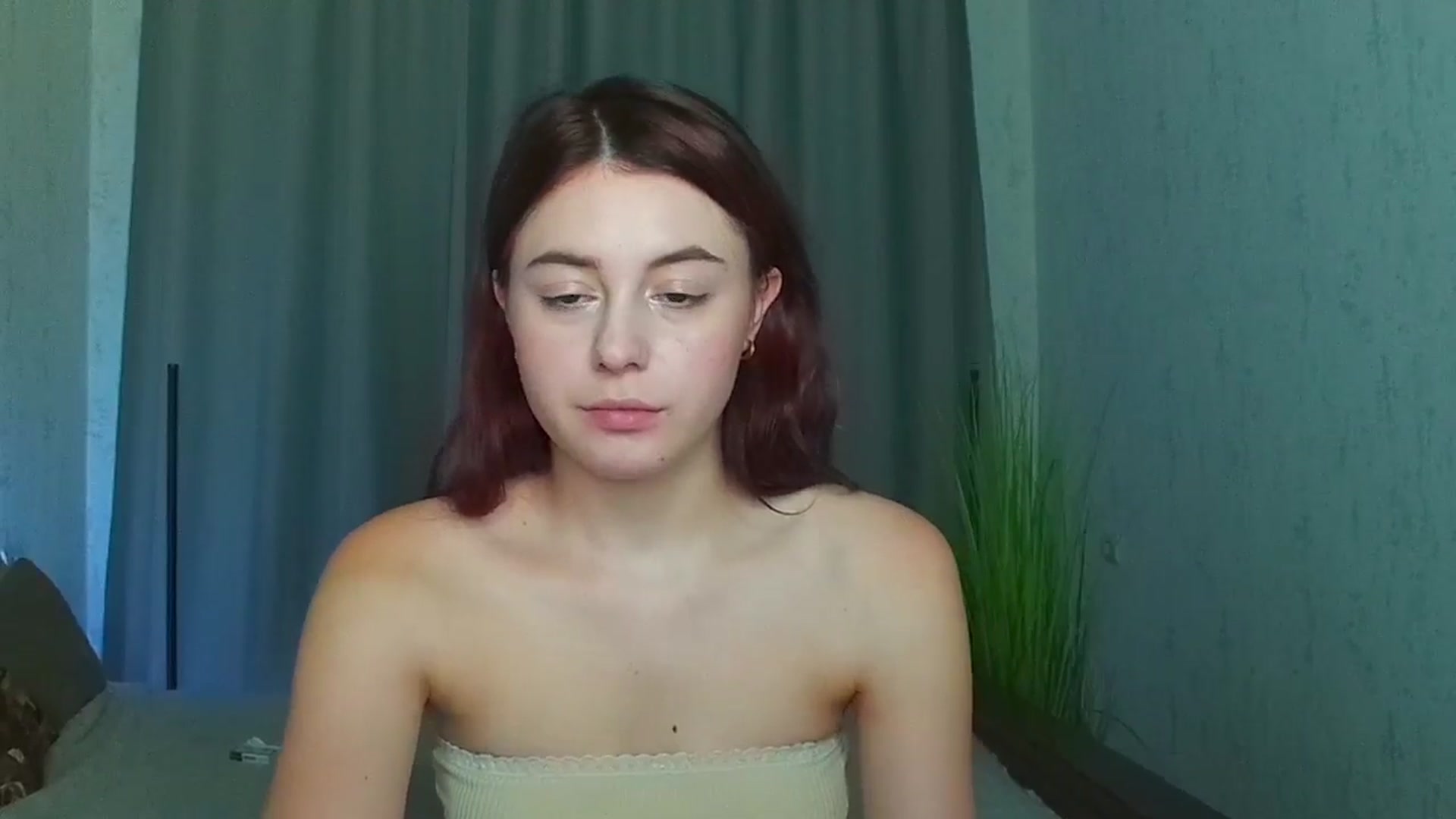Gallery image thumbnail from Cut1e_cut1e's myfreecams stream on, 09/15/2024, 12:09 image 3 of 20