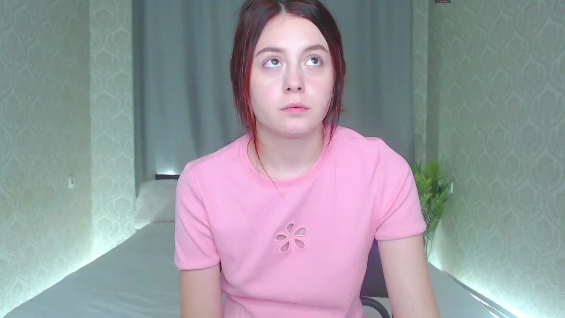 Gallery image thumbnail from Cut1e_cut1e's myfreecams stream on, 09/15/2024, 17:19 image 15 of 20