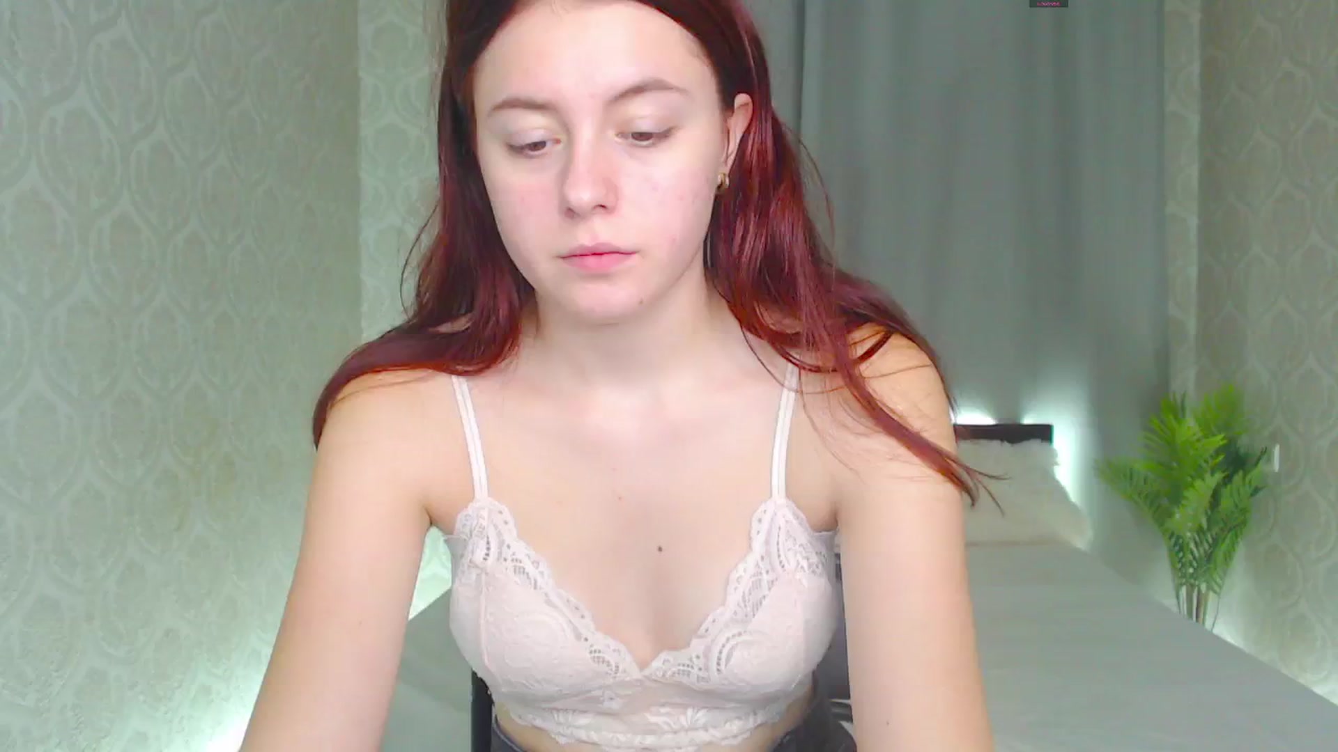 Gallery image thumbnail from Cut1e_cut1e's myfreecams stream on, 09/16/2024, 15:01 image 8 of 20
