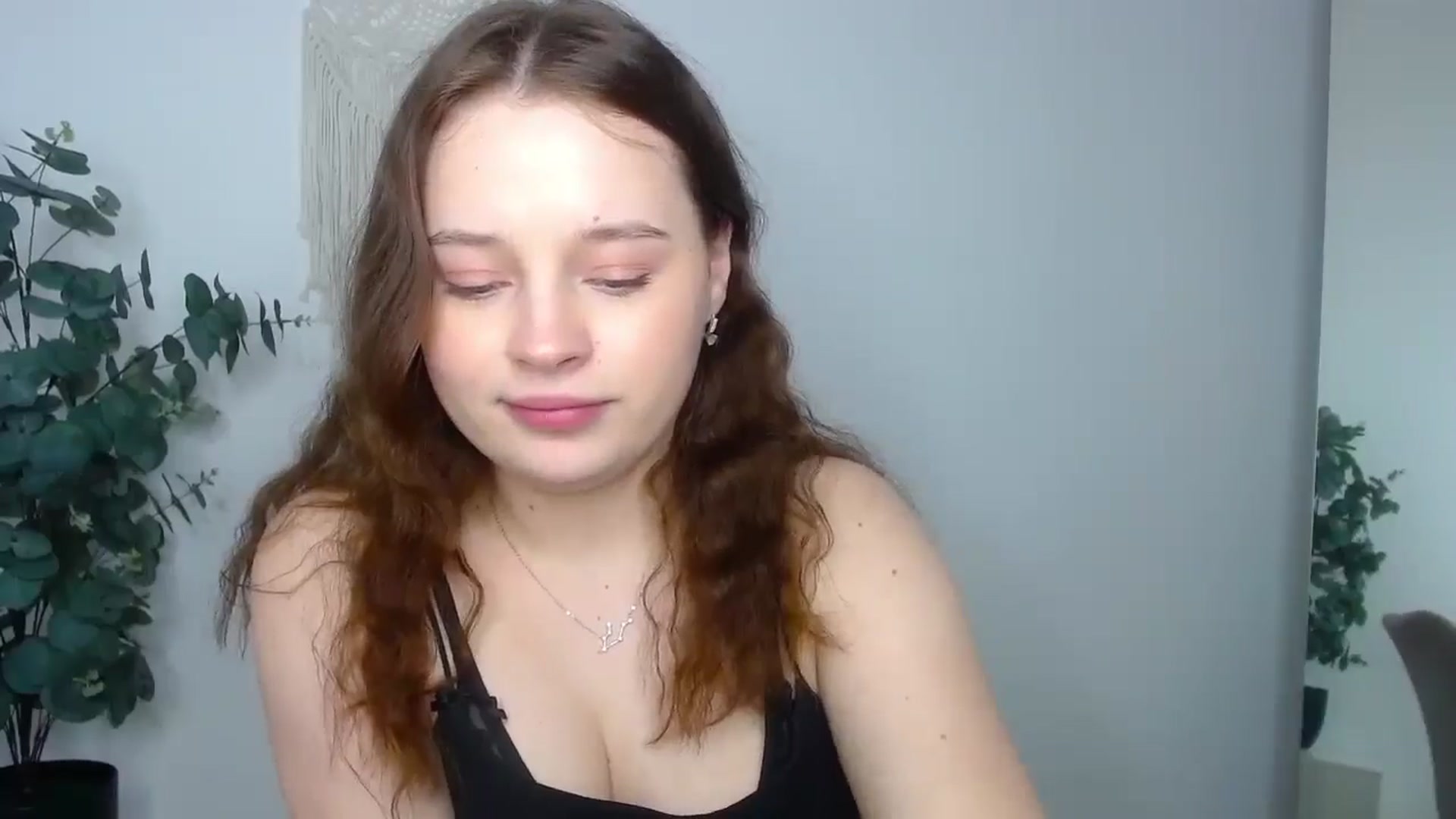 Gallery image thumbnail from Cut1e_cutie1's myfreecams stream on, 05/28/2025, 16:07 image 7 of 20