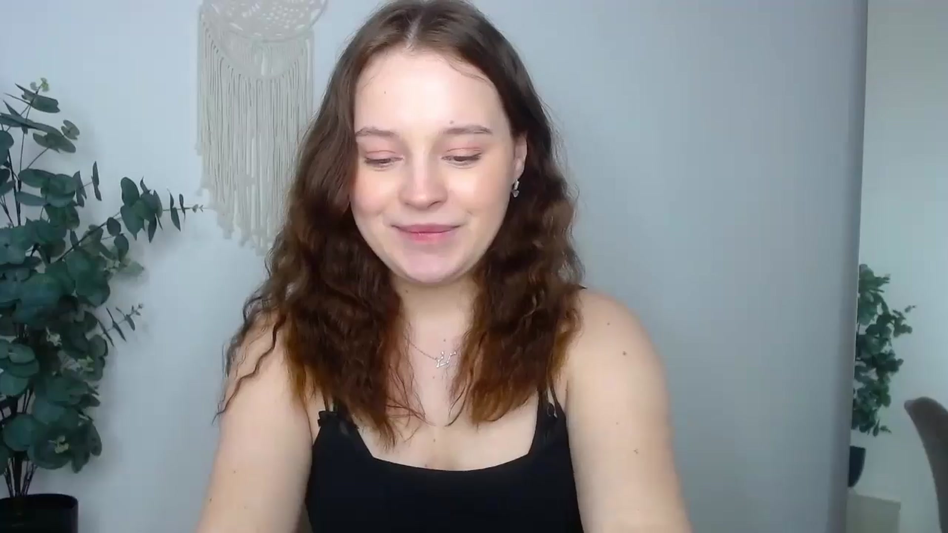 Gallery image thumbnail from Cut1e_cutie1's myfreecams stream on, 05/28/2025, 16:07 image 12 of 20