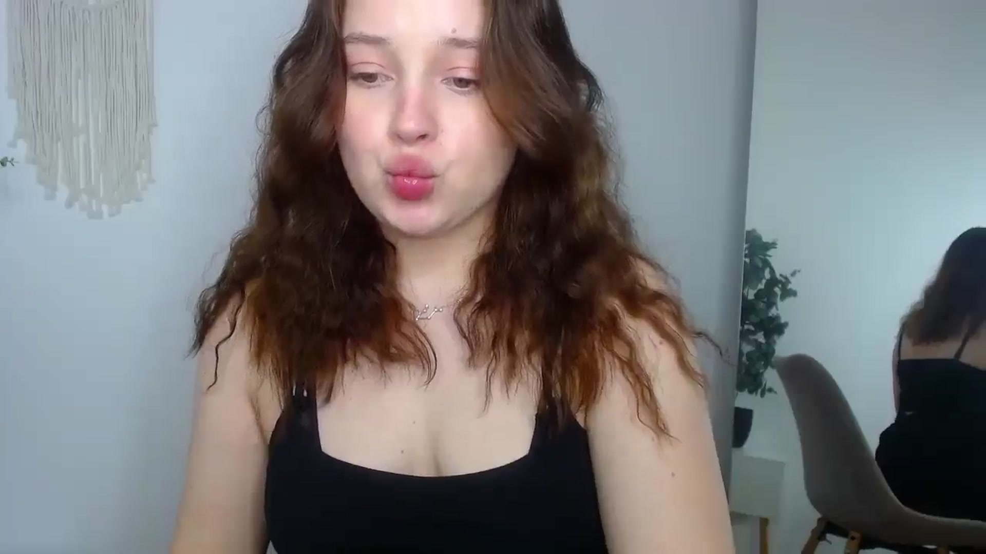 Gallery image thumbnail from Cut1e_cutie1's myfreecams stream on, 05/28/2025, 18:52 image 13 of 20
