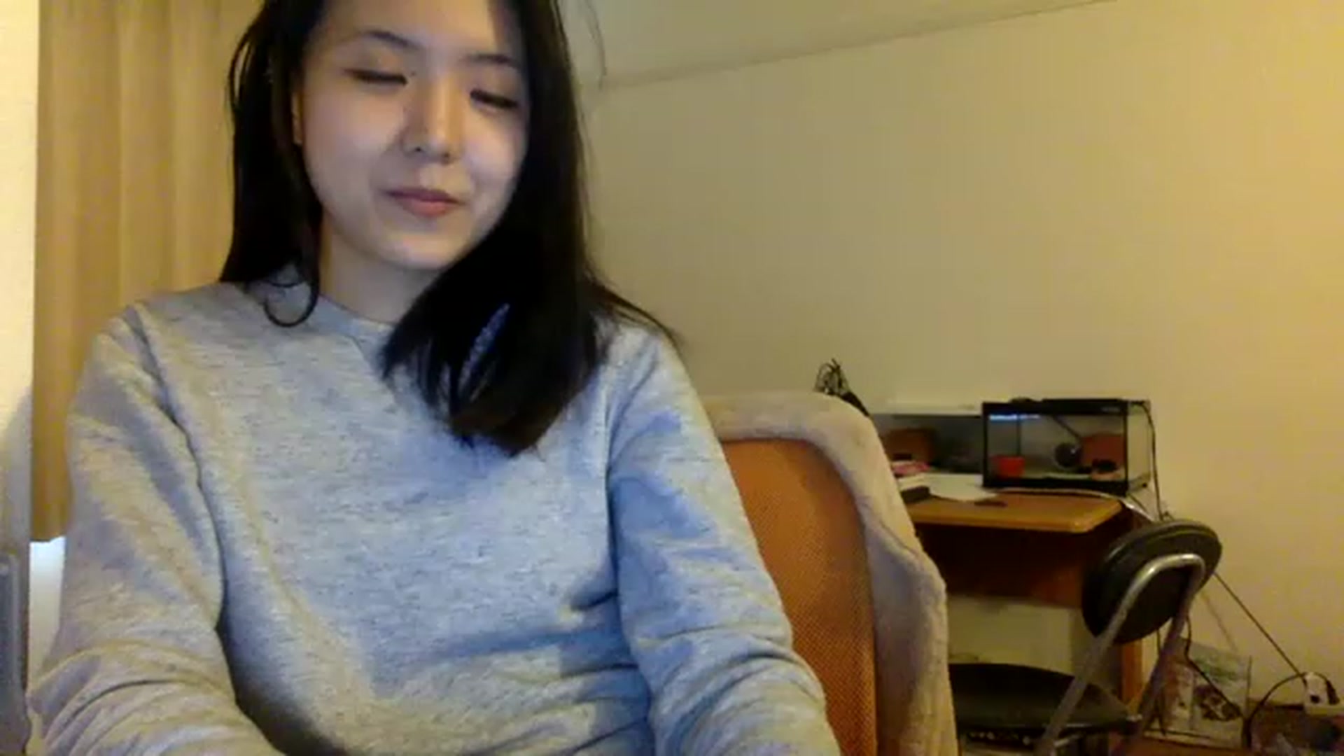 Gallery image thumbnail from Cut31iVanny__'s myfreecams stream on, 03/20/2023, 08:35 image 11 of 20
