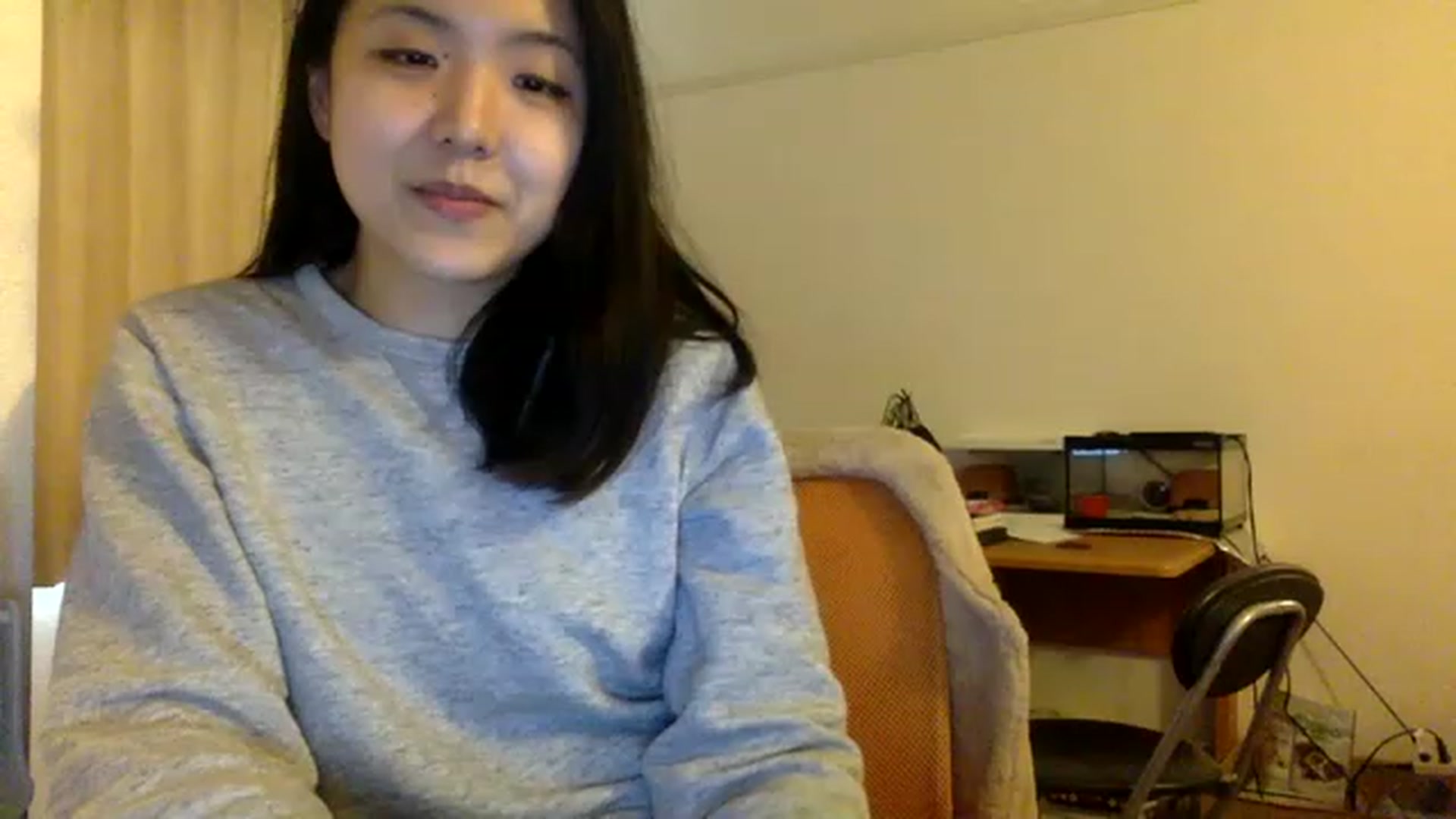 Gallery image thumbnail from Cut31iVanny__'s myfreecams stream on, 03/20/2023, 08:35 image 7 of 20
