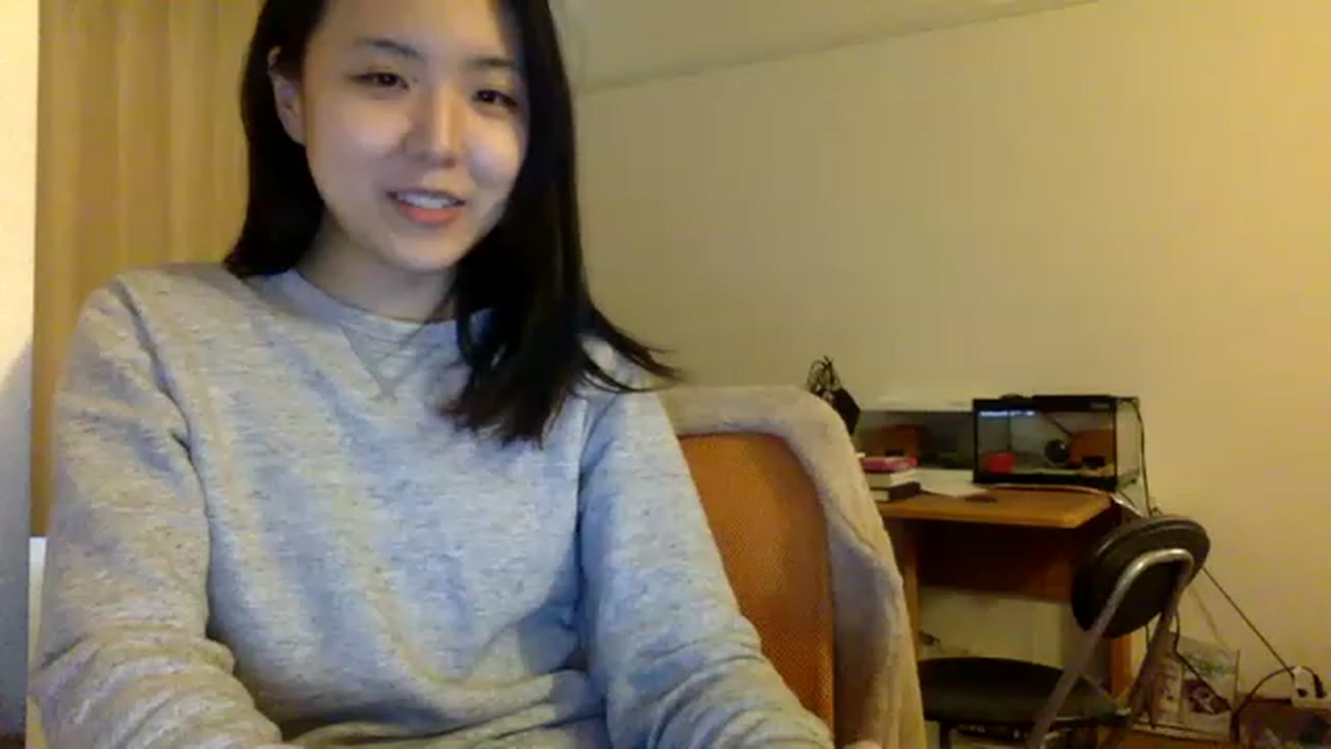 Gallery image thumbnail from Cut31iVanny__'s myfreecams stream on, 03/20/2023, 08:35 image 16 of 20