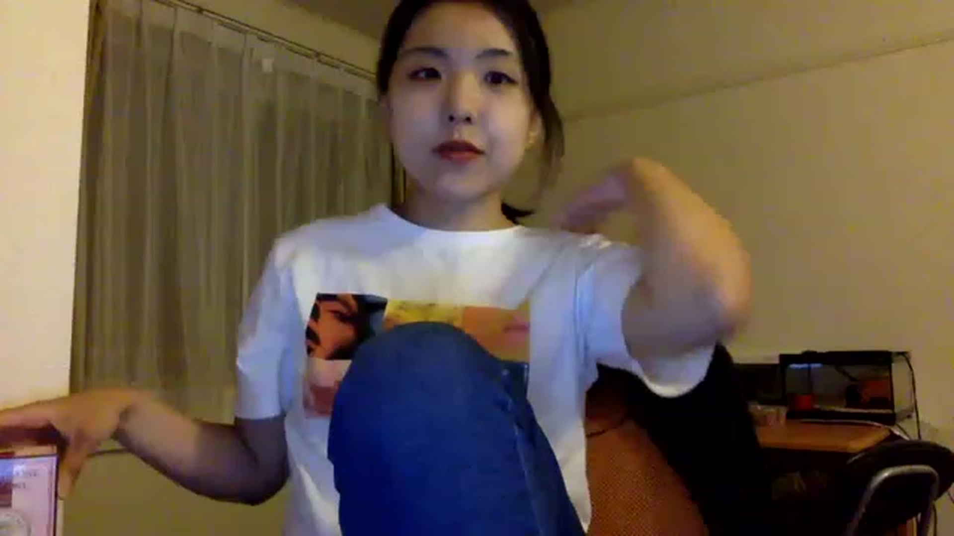 Gallery image thumbnail from Cut31iVanny__'s myfreecams stream on, 04/21/2023, 11:45 image 12 of 20