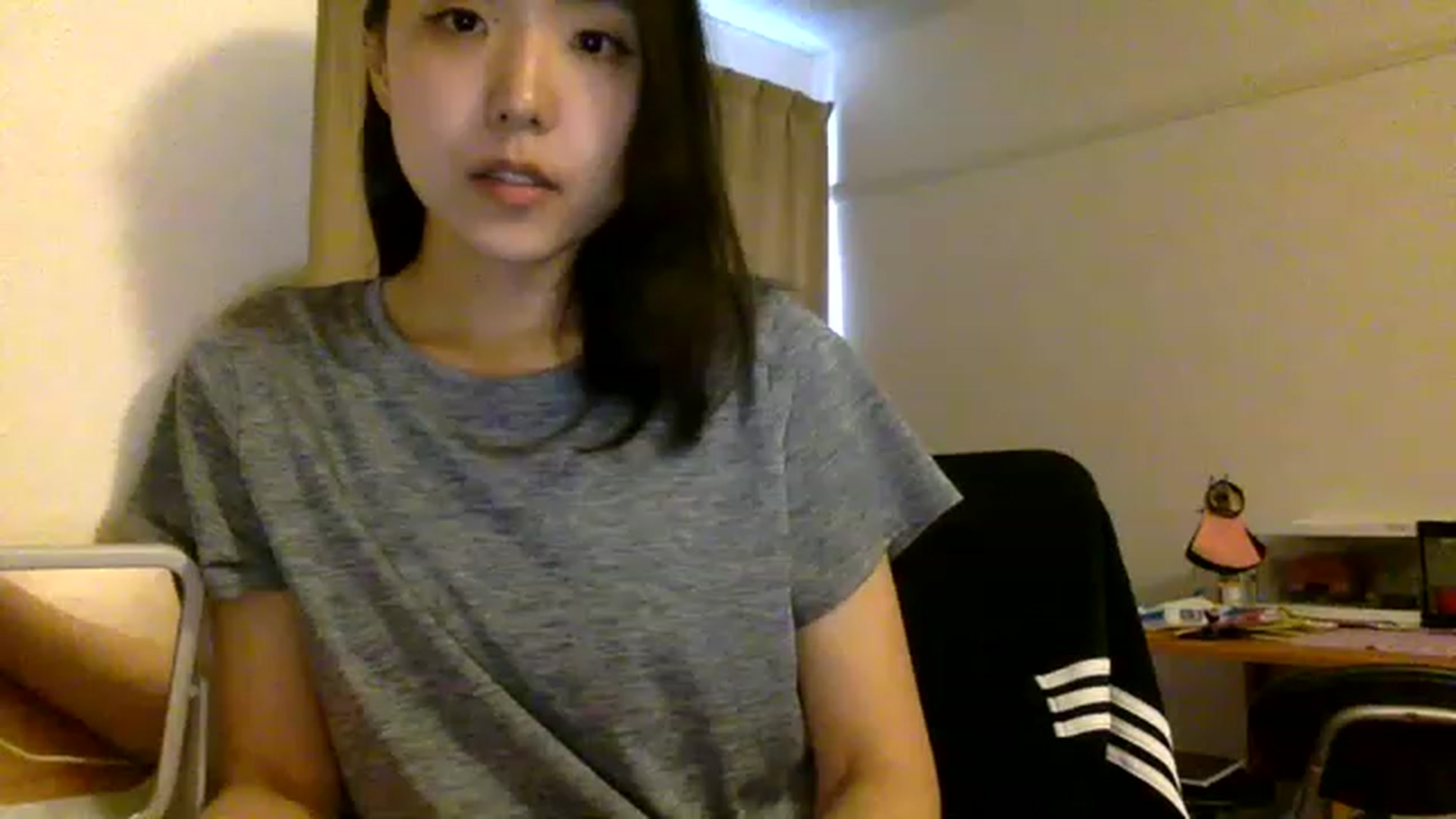 Gallery image thumbnail from Cut31iVanny__'s myfreecams stream on, 06/02/2023, 07:10 image 15 of 20