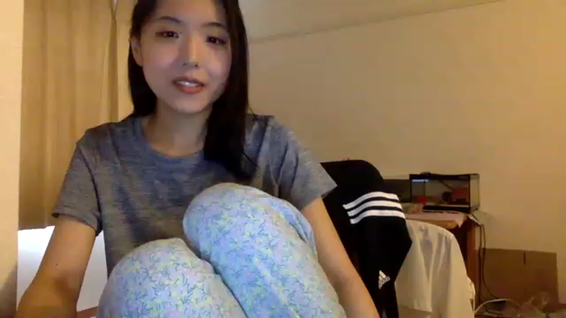 Gallery image thumbnail from Cut31iVanny__'s myfreecams stream on, 06/06/2023, 01:30 image 15 of 20