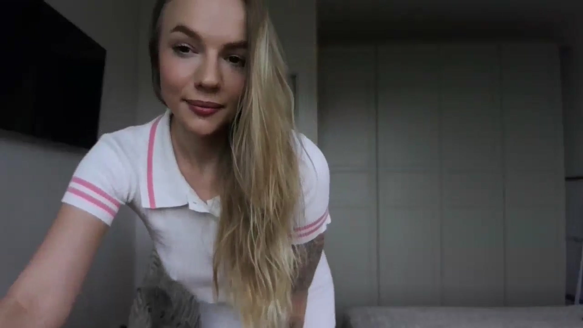 Gallery image thumbnail from Cut34ng3l's myfreecams stream on, 08/02/2024, 11:59 image 17 of 20