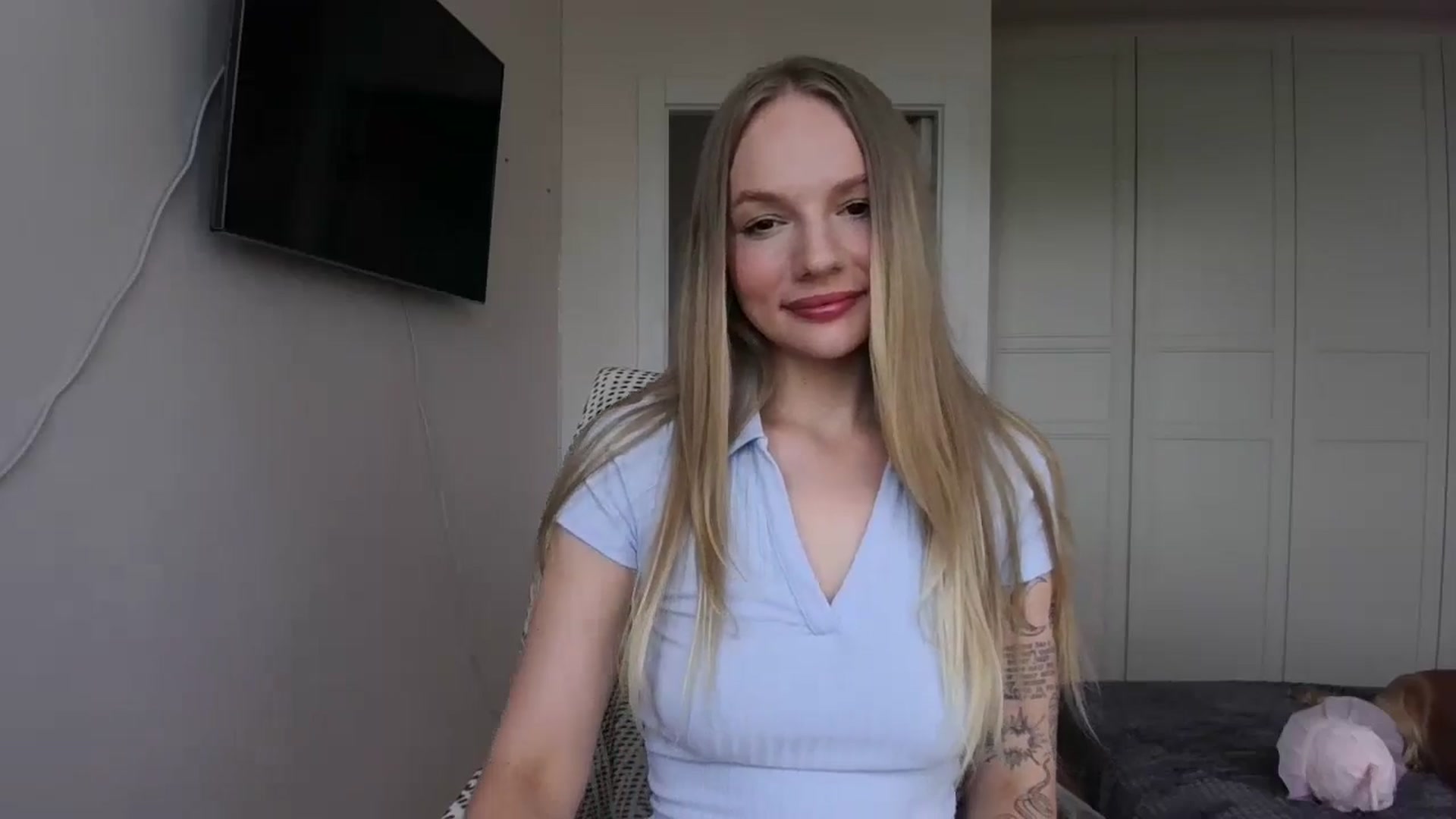 Gallery image thumbnail from Cut34ng3l's myfreecams stream on, 08/04/2024, 12:51 image 18 of 20