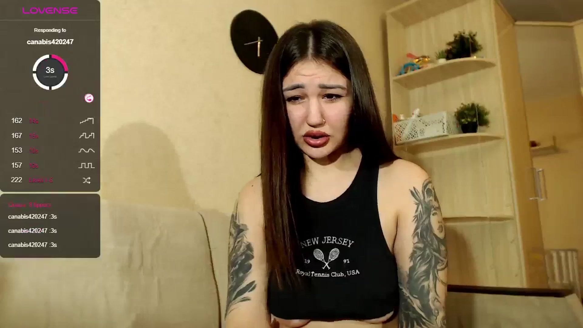 Gallery image thumbnail from CuteAlexa_'s myfreecams stream on, 12/25/2023, 10:19 image 14 of 20