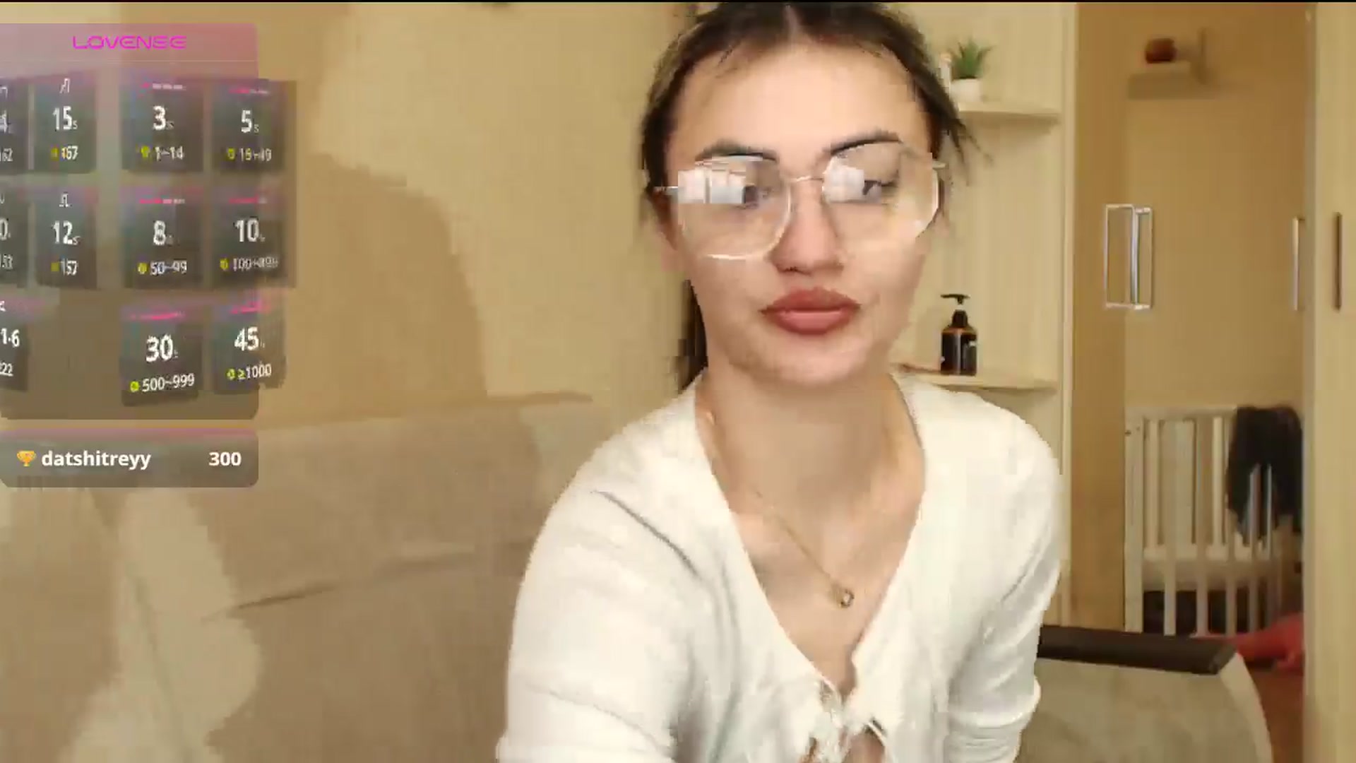 Gallery image thumbnail from CuteAlexa_'s myfreecams stream on, 02/27/2025, 10:05 image 15 of 20