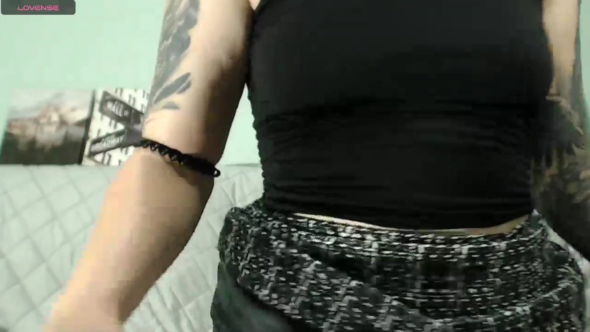Gallery image thumbnail from CuteAlexa_'s myfreecams stream on, 06/17/2025, 15:56 image 17 of 20