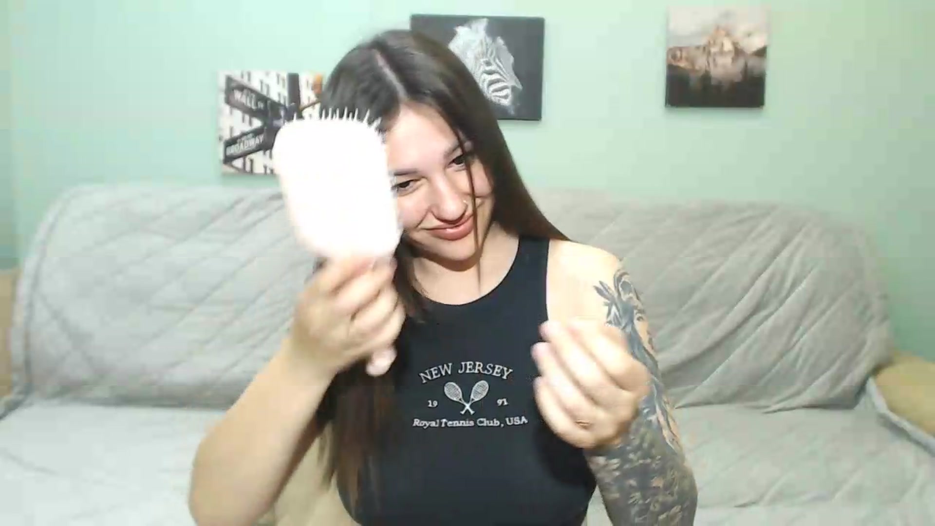 Gallery image thumbnail from CuteAlexa_'s myfreecams stream on, 06/15/2026, 10:01 image 4 of 20