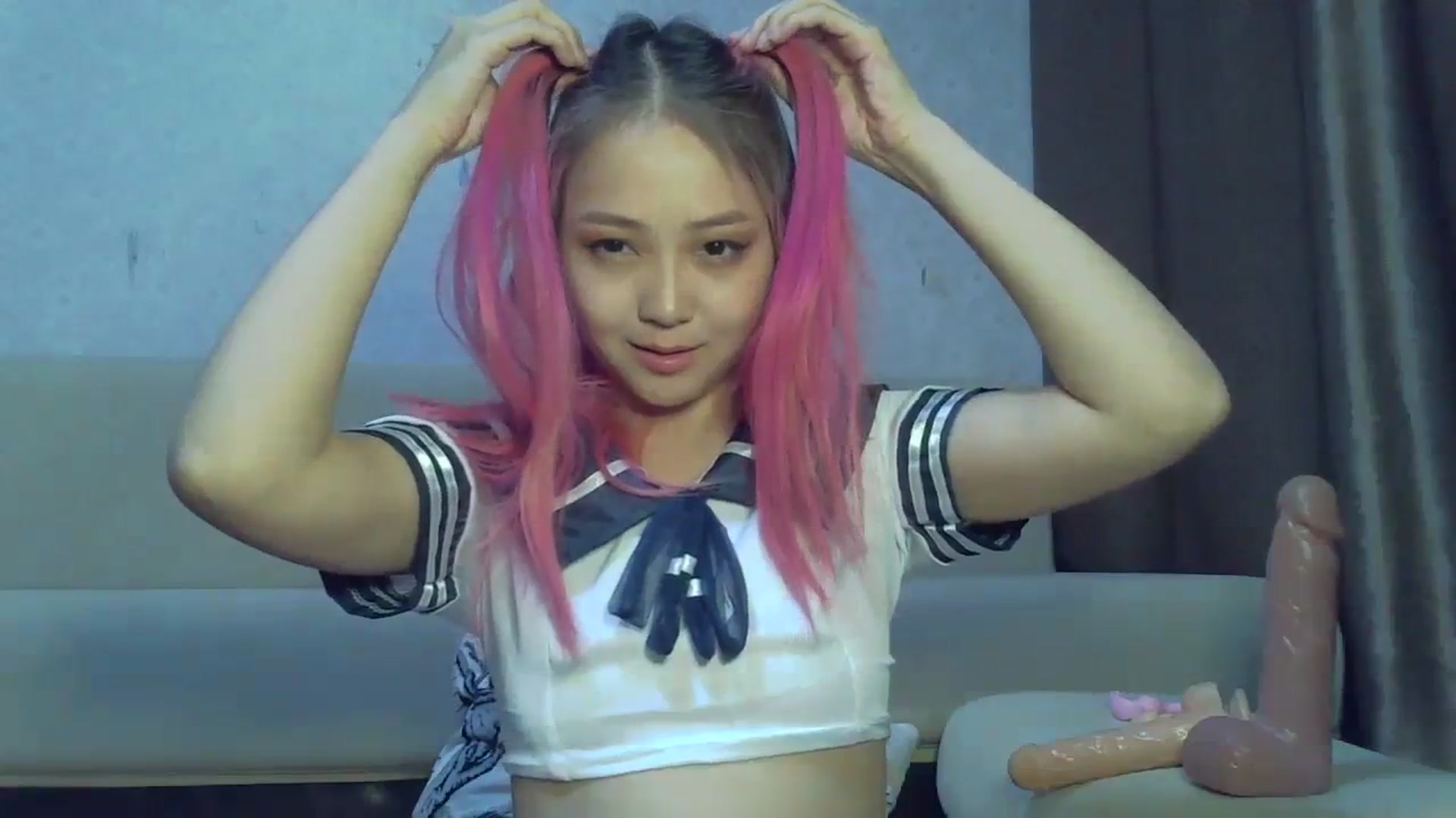 Gallery image thumbnail from CuteAsia's myfreecams stream on, 10/28/2023, 15:49 image 8 of 20