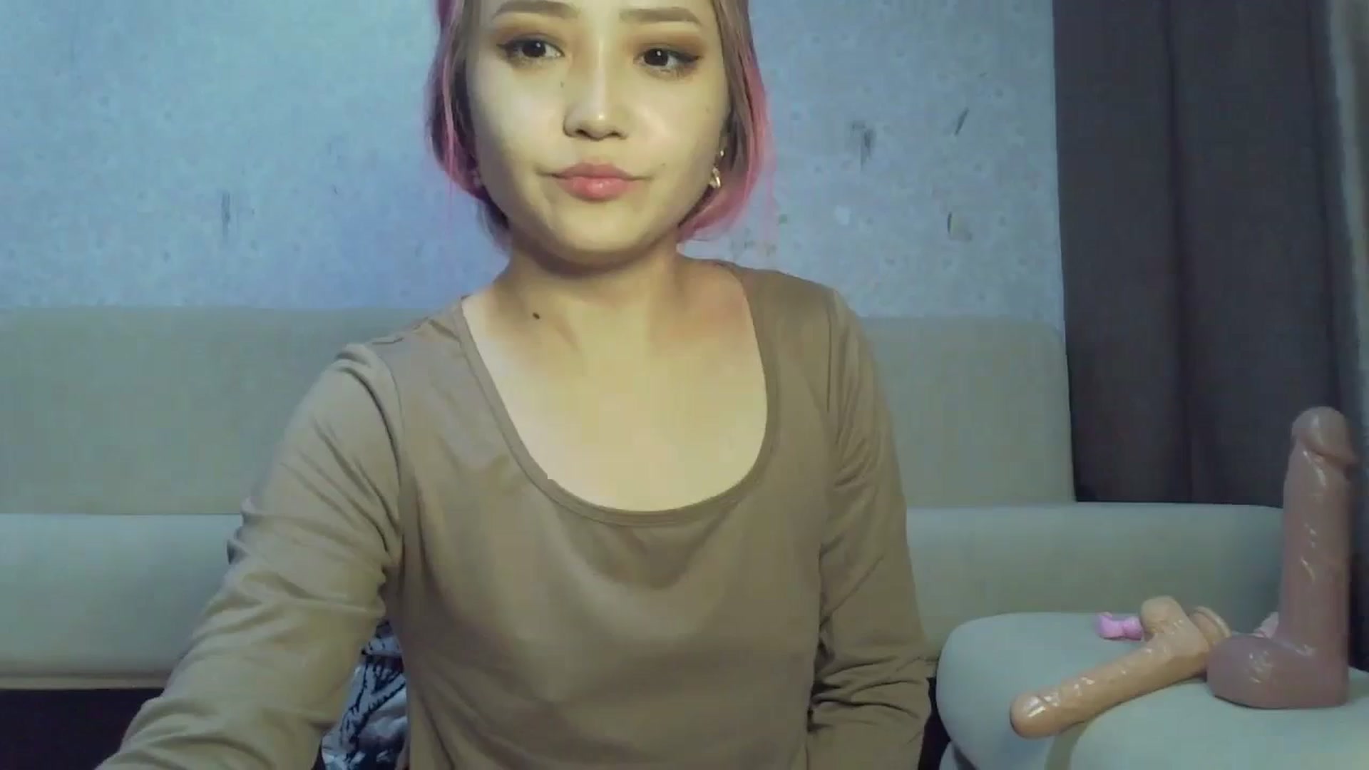 Gallery image thumbnail from CuteAsia's myfreecams stream on, 10/28/2023, 15:49 image 1 of 20