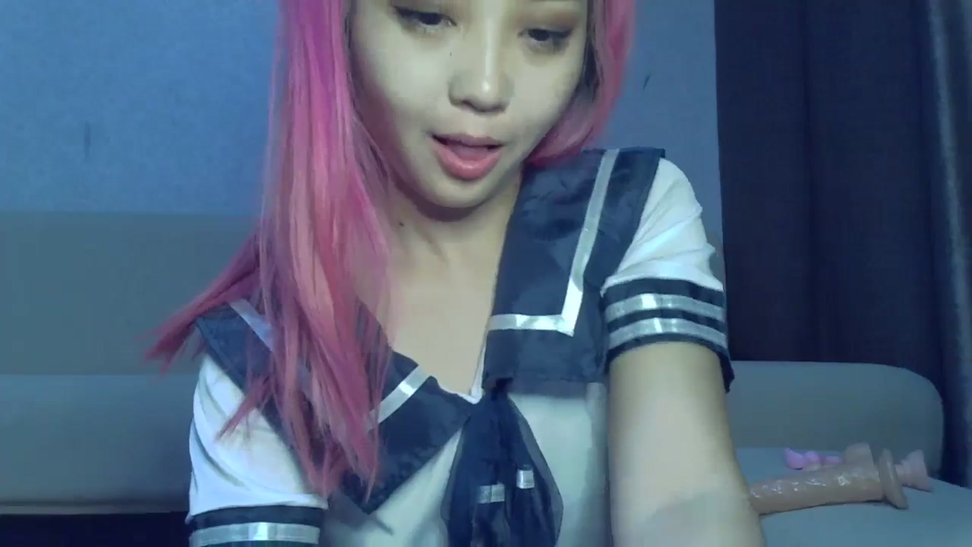 Gallery image thumbnail from CuteAsia's myfreecams stream on, 10/28/2023, 15:49 image 17 of 20